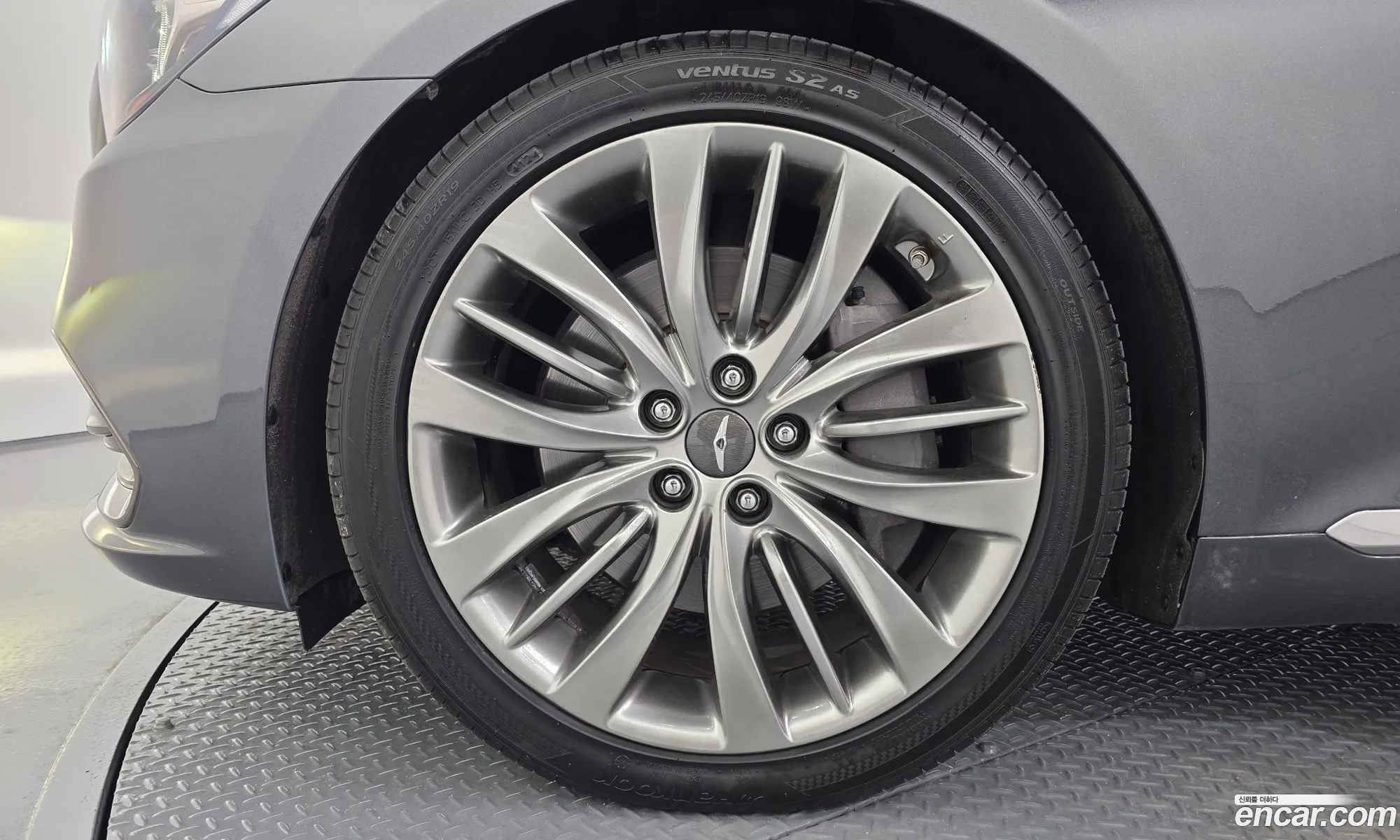 Genesis G80 2019 — 27