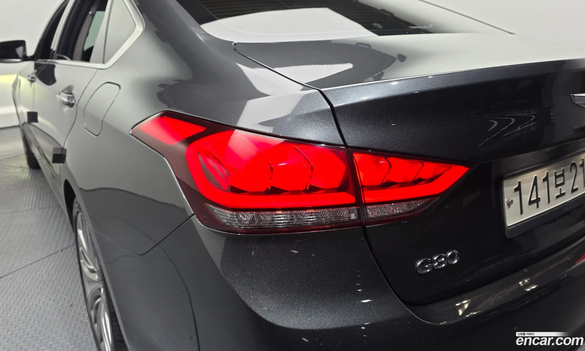Genesis G80 2019 — 25