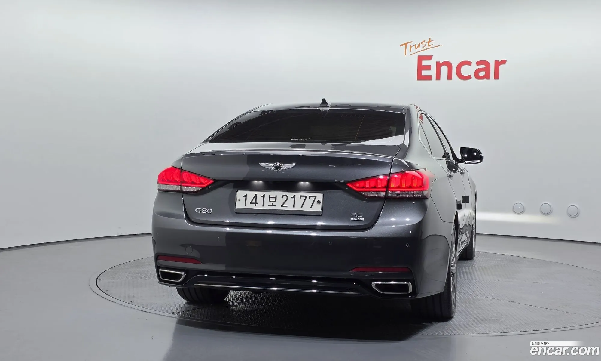 Genesis G80 2019 — 12