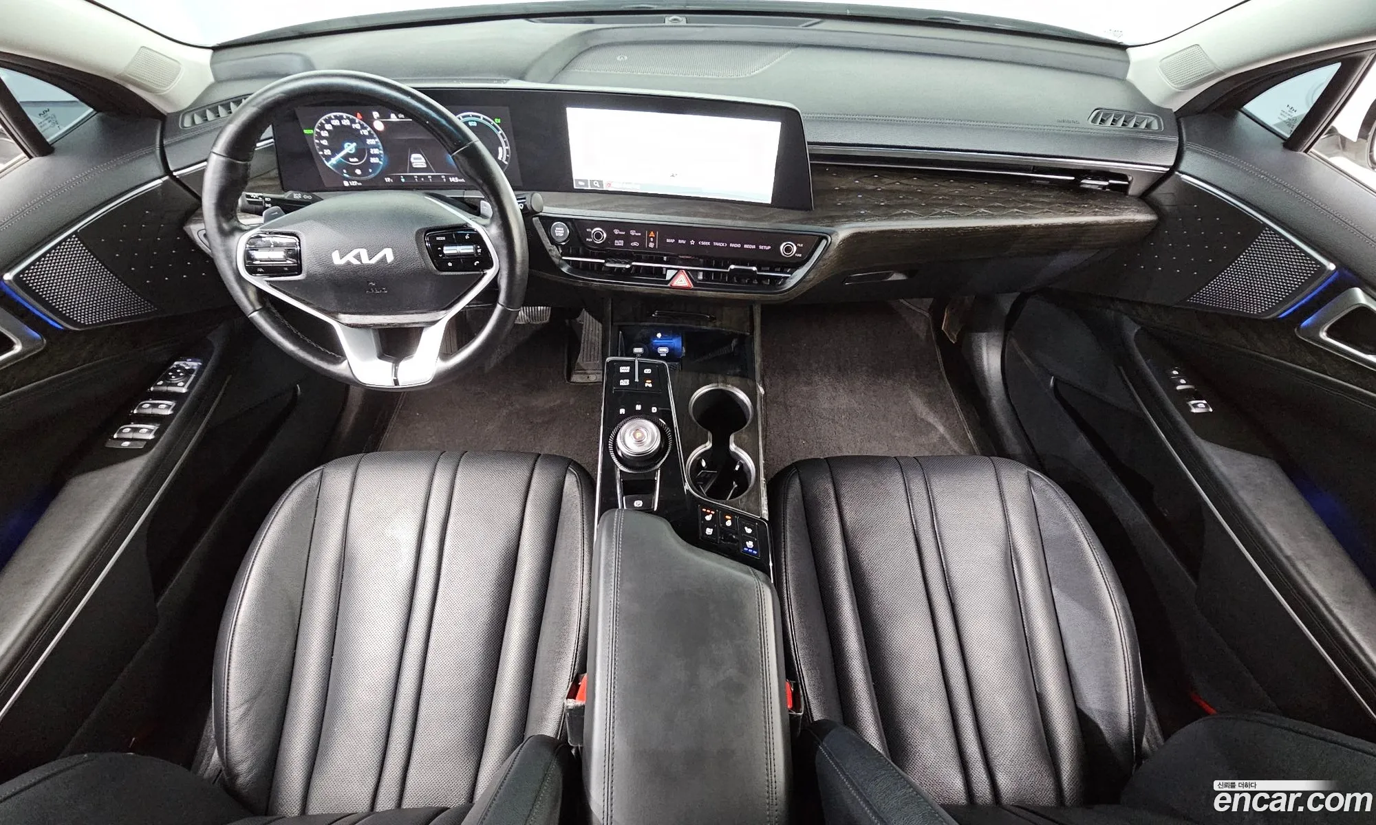 Kia K8 Hybrid 2022 — 25