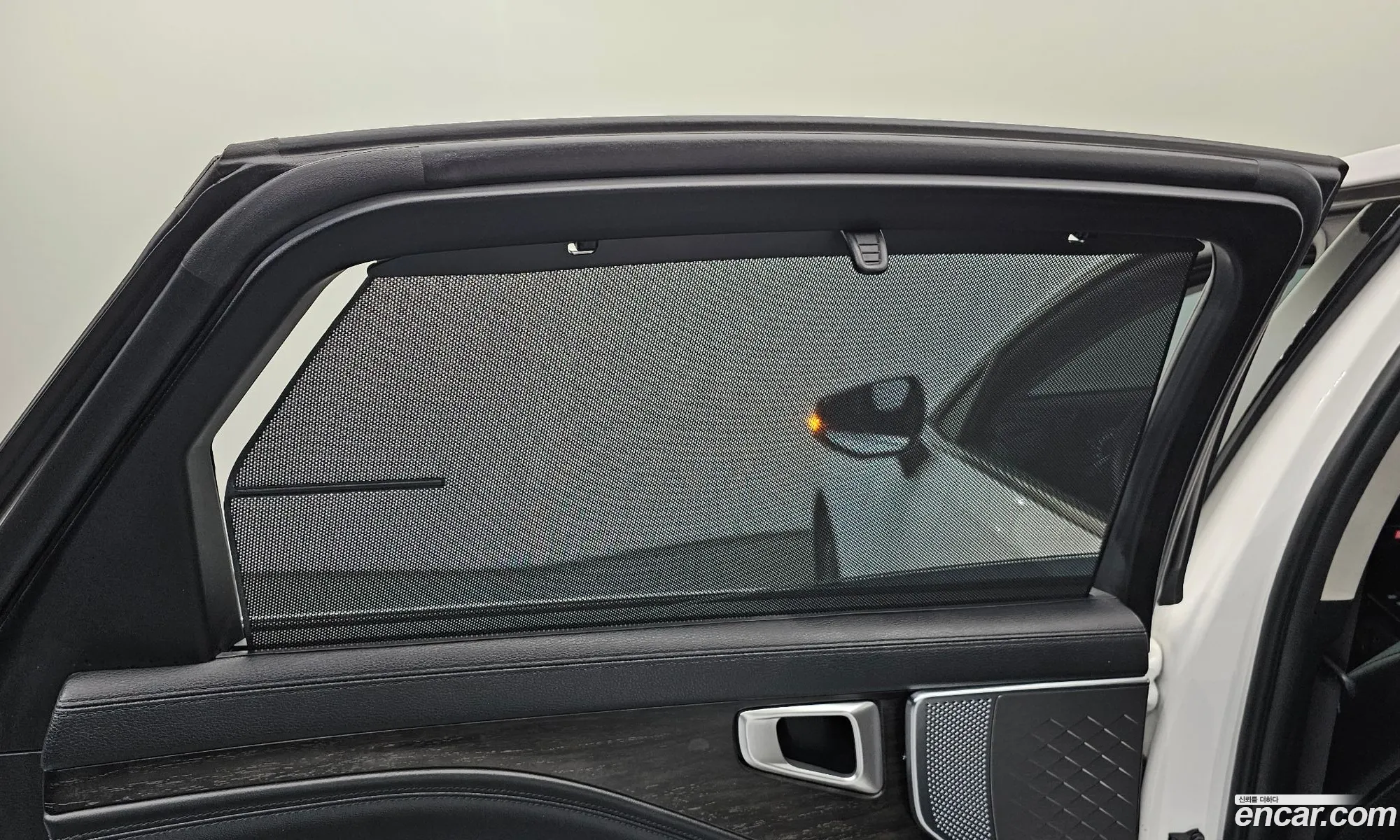 Kia K8 Hybrid 2022 — 12