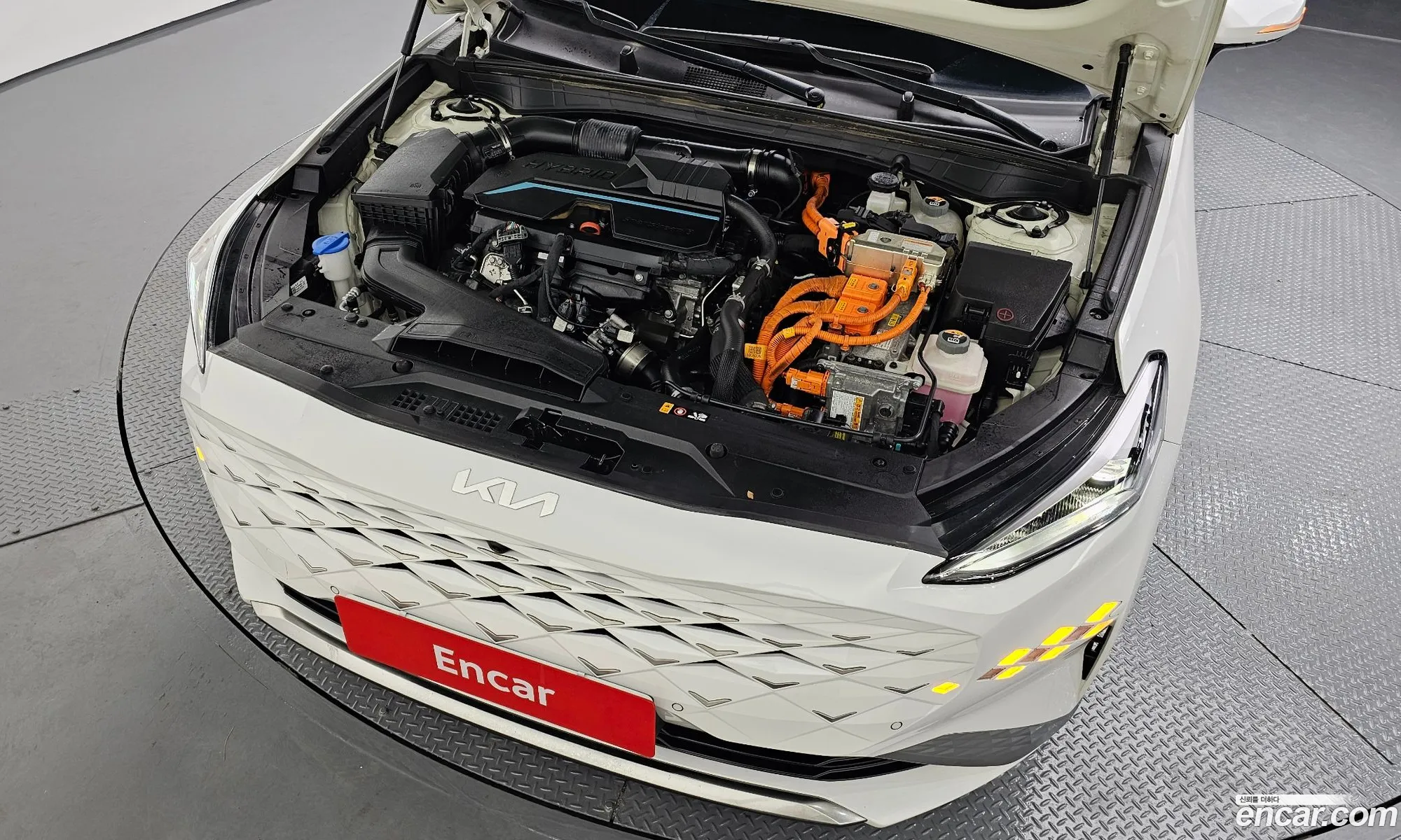 Kia K8 Hybrid 2022 — 24