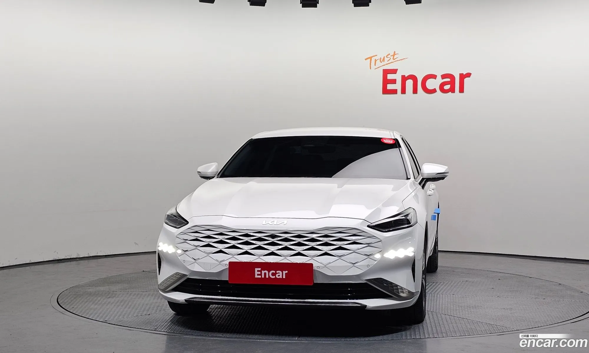Kia K8 Hybrid 2022 — 6