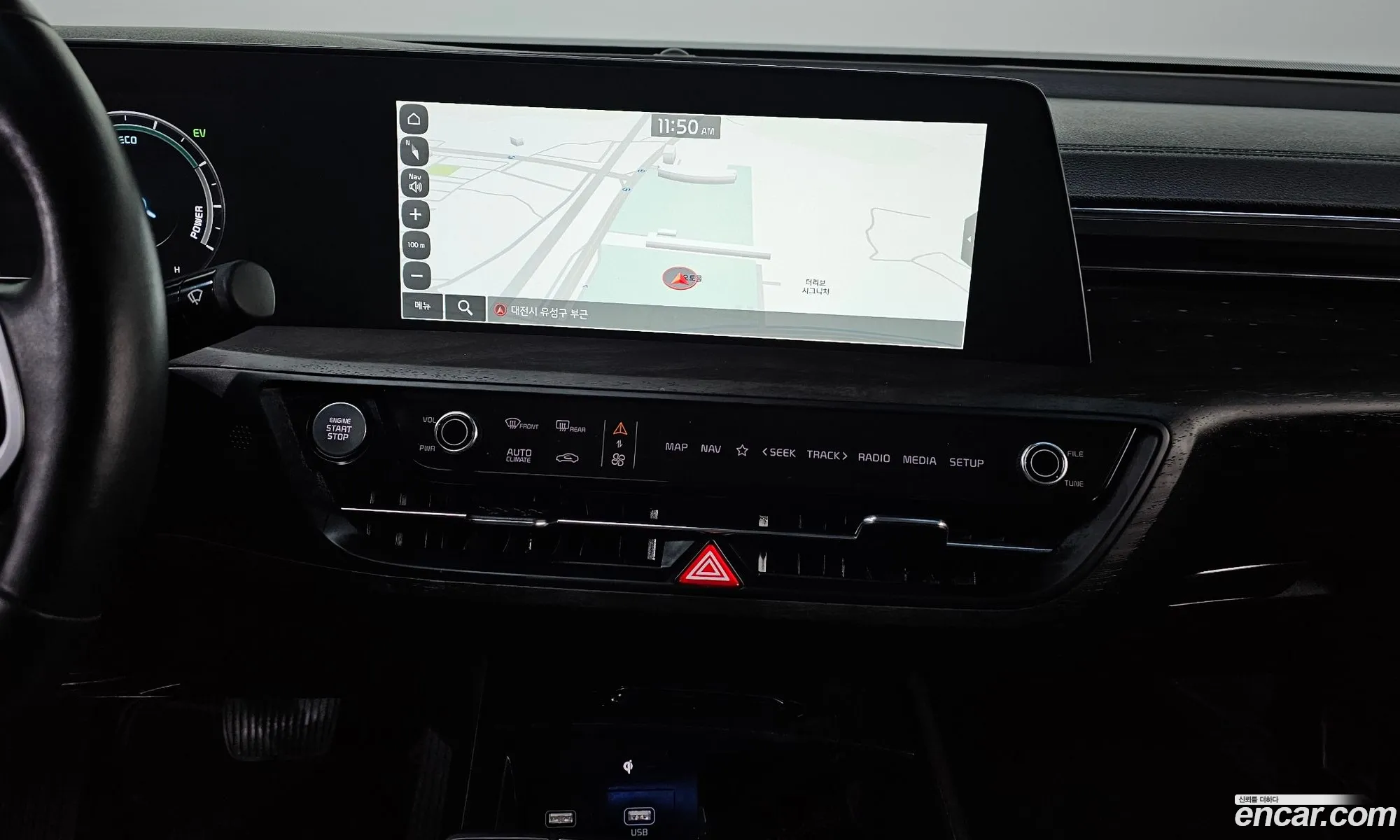 Kia K8 Hybrid 2022 — 28