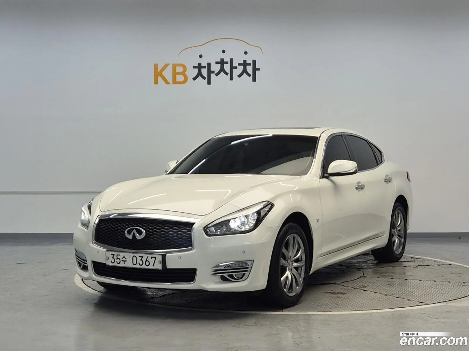 Infiniti Q70 2016 — 18