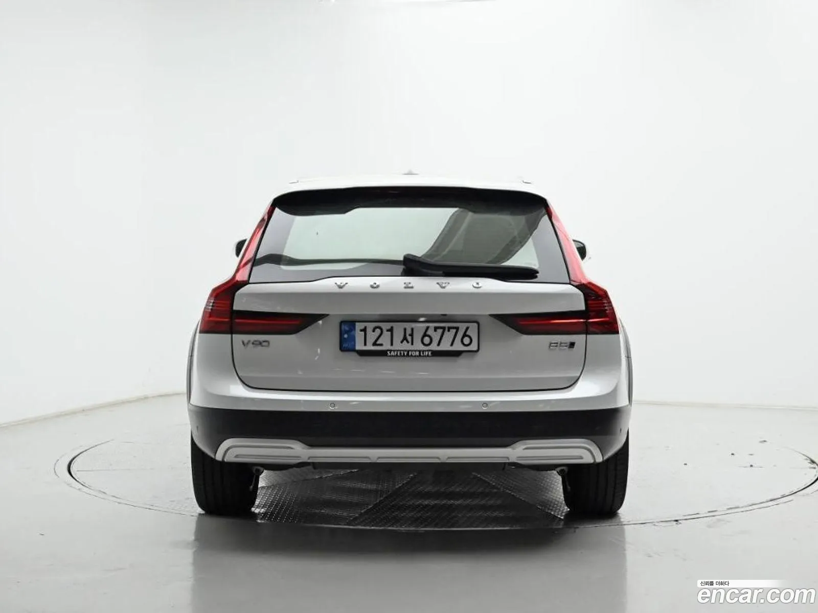Volvo V90 Cross Country 2024 — 4