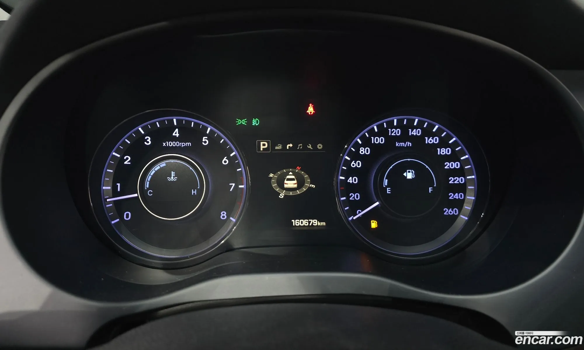 Hyundai Aslan 2015 — 2