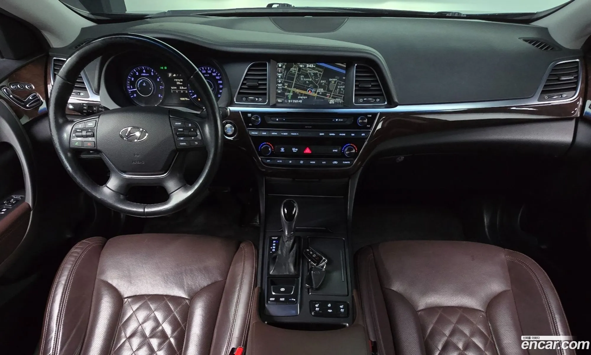 Hyundai Aslan 2015 — 6
