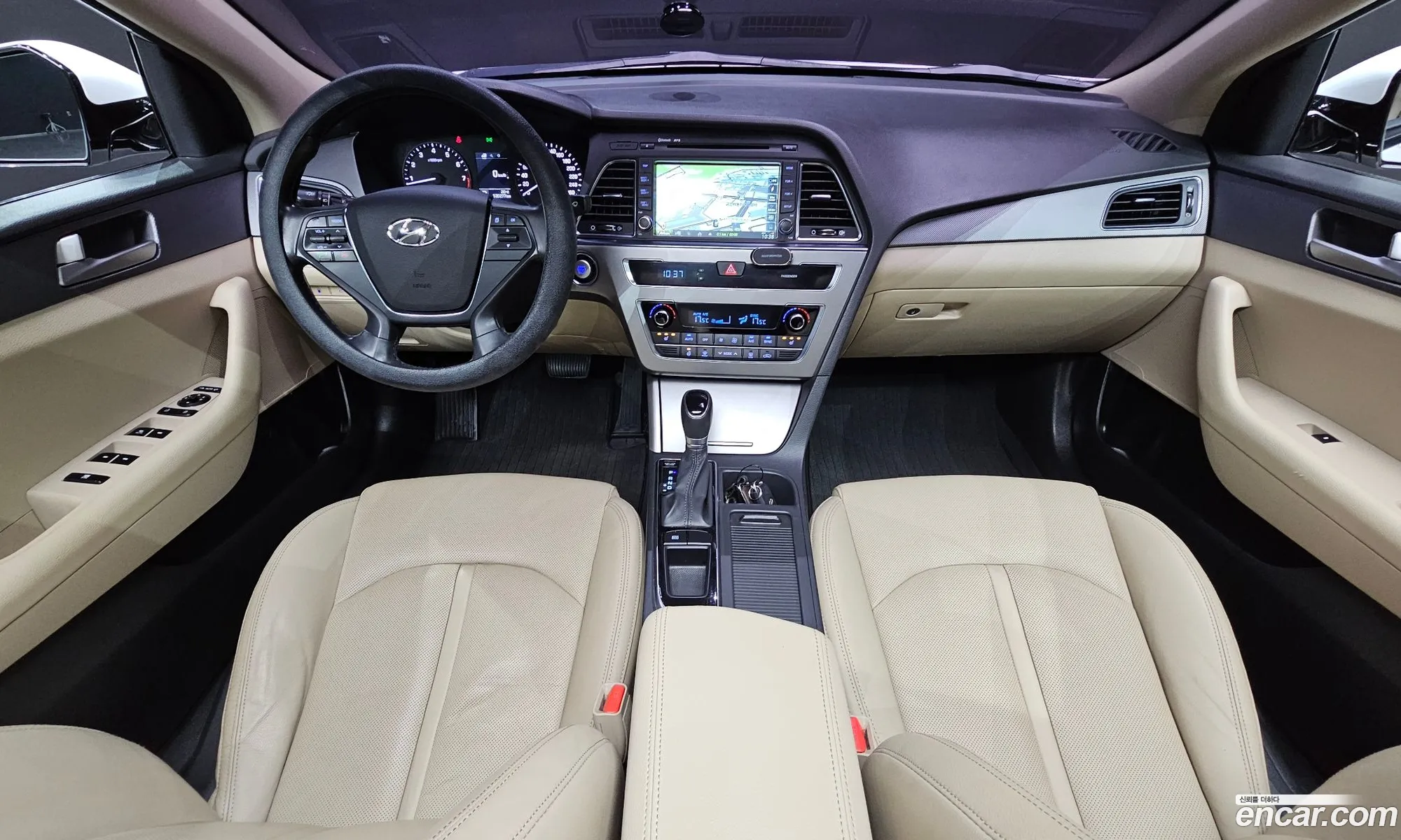 Hyundai LF Sonata 2014 — 19