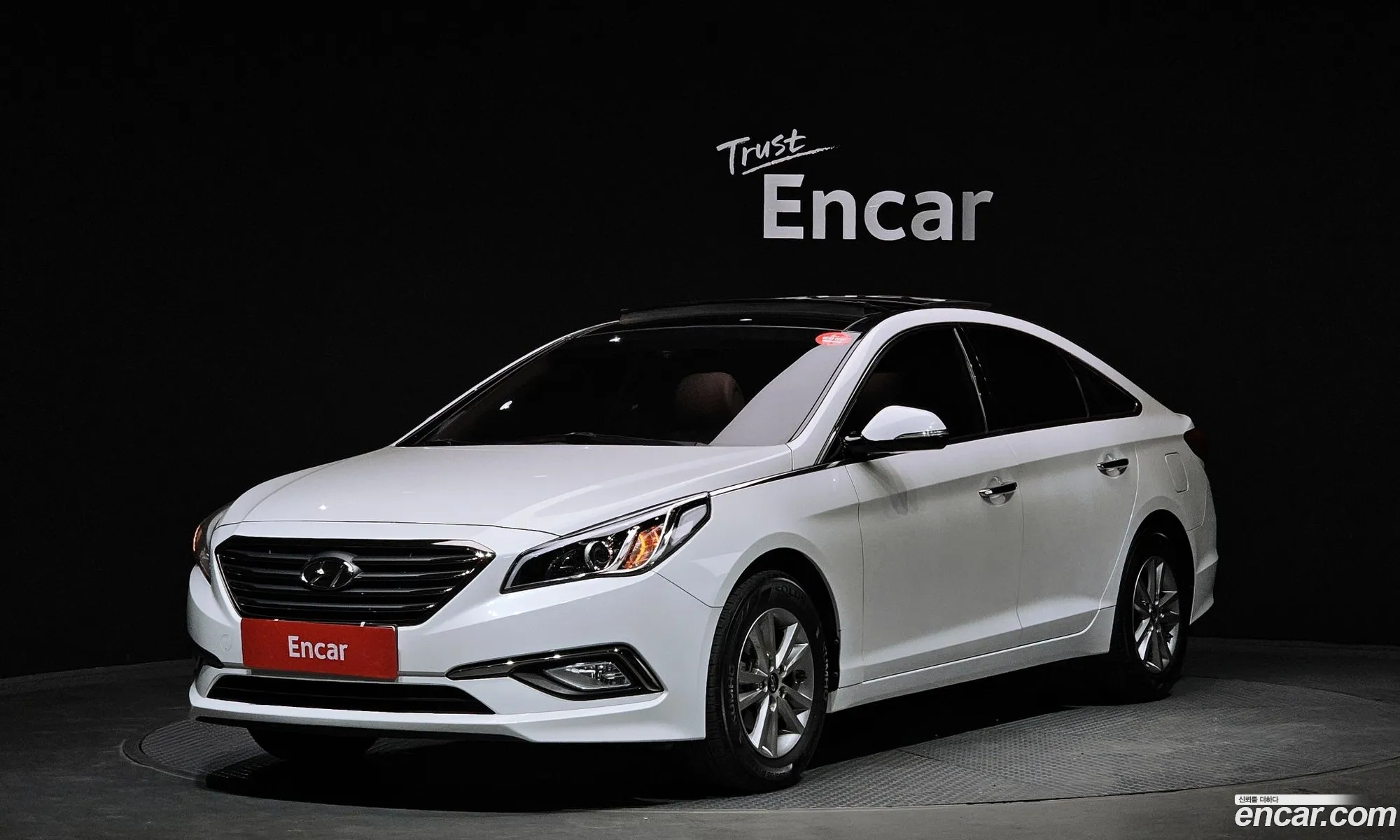 Hyundai LF Sonata 2014 — 13