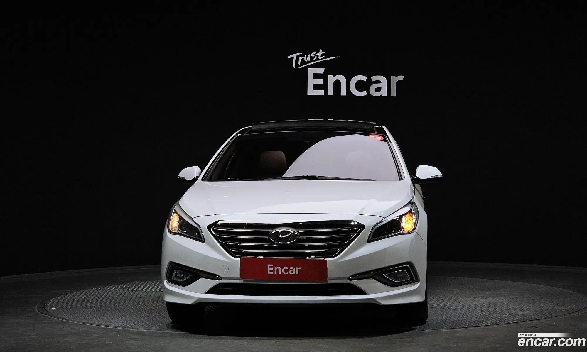 Hyundai LF Sonata 2014 — 15