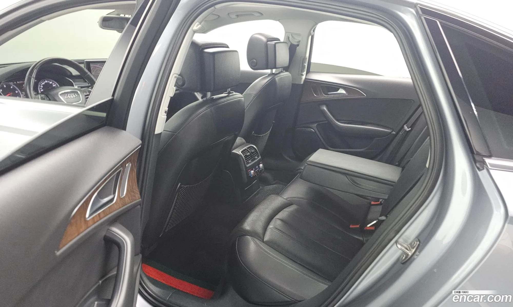 Audi A6 2015 — 10