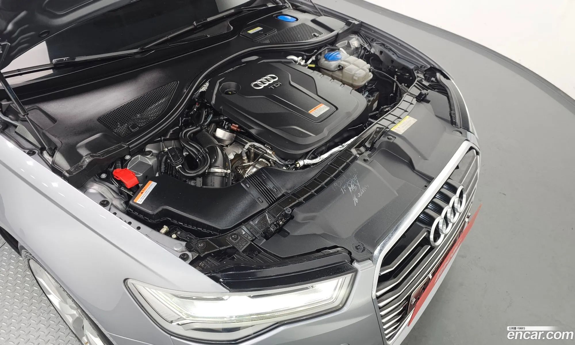 Audi A6 2015 — 14