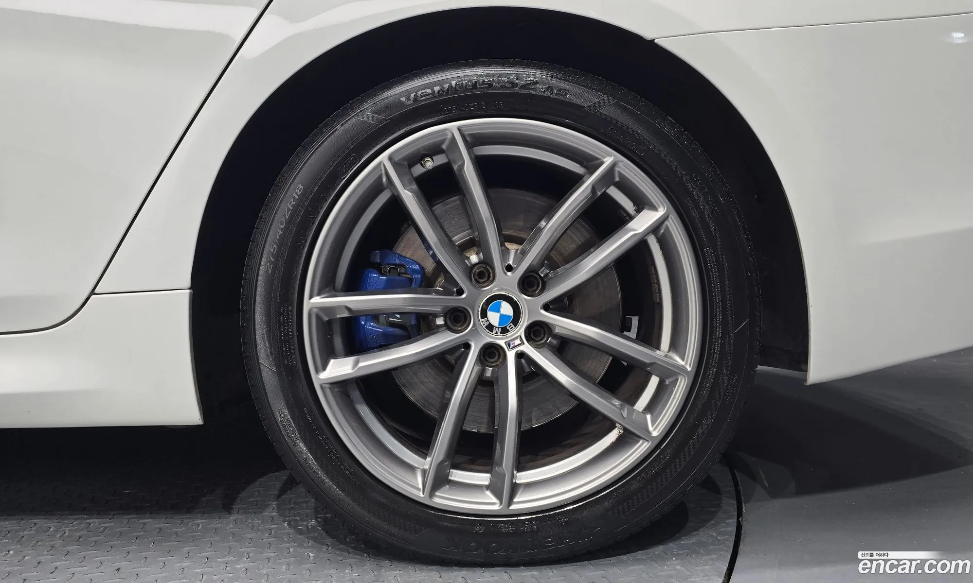 BMW 5 Series 2017 WBAJD3103JG970147 — 3