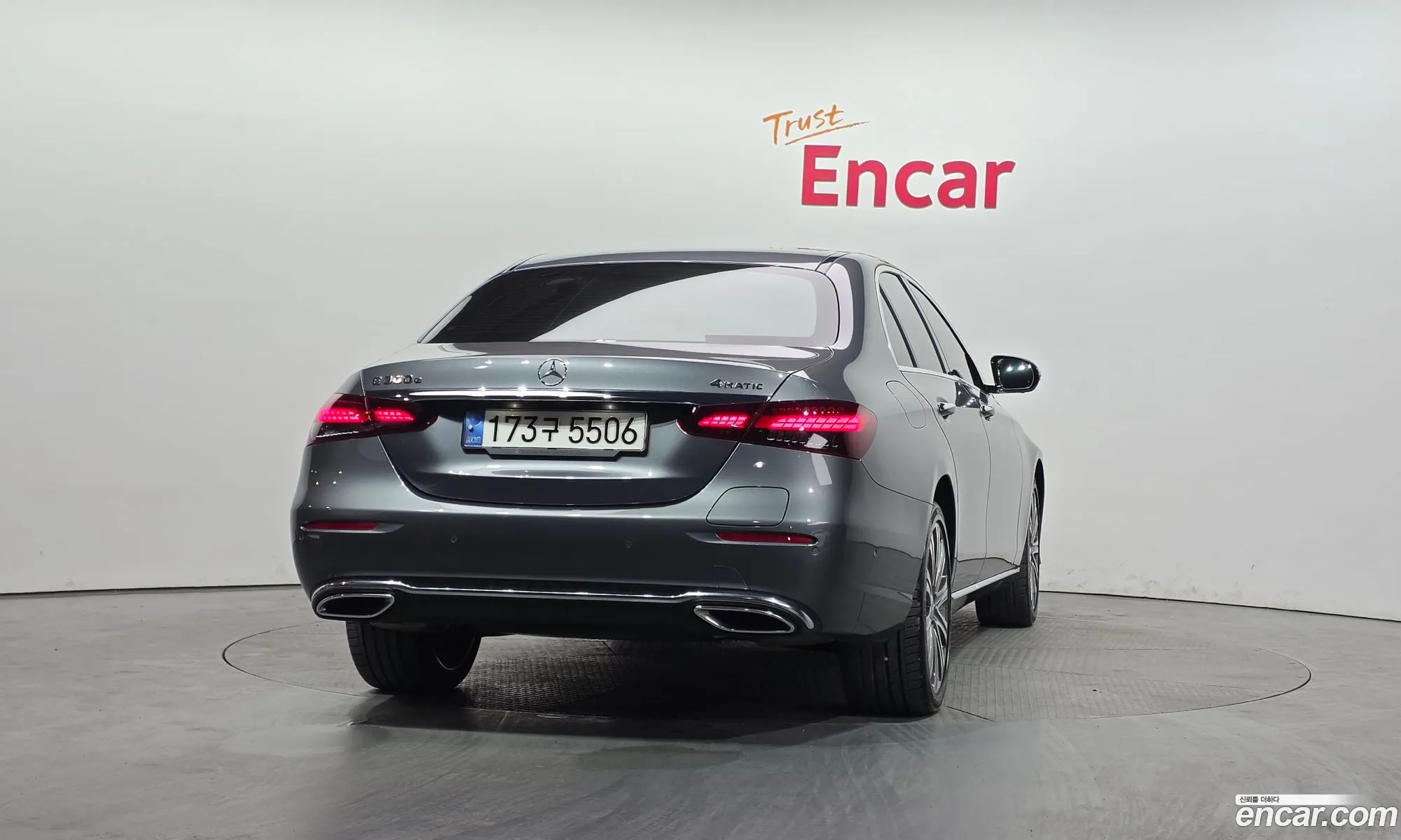 Mercedes-Benz E-Class W213 2022 — 19