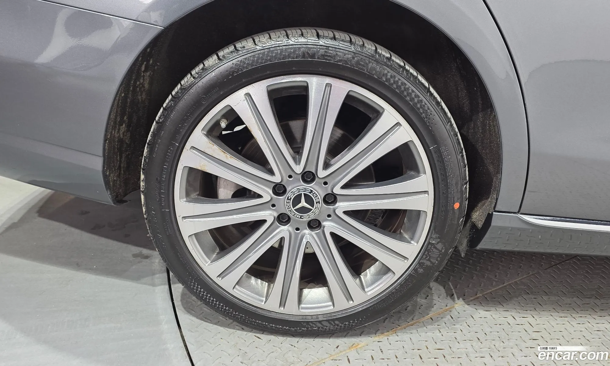 Mercedes-Benz E-Class W213 2022 — 23