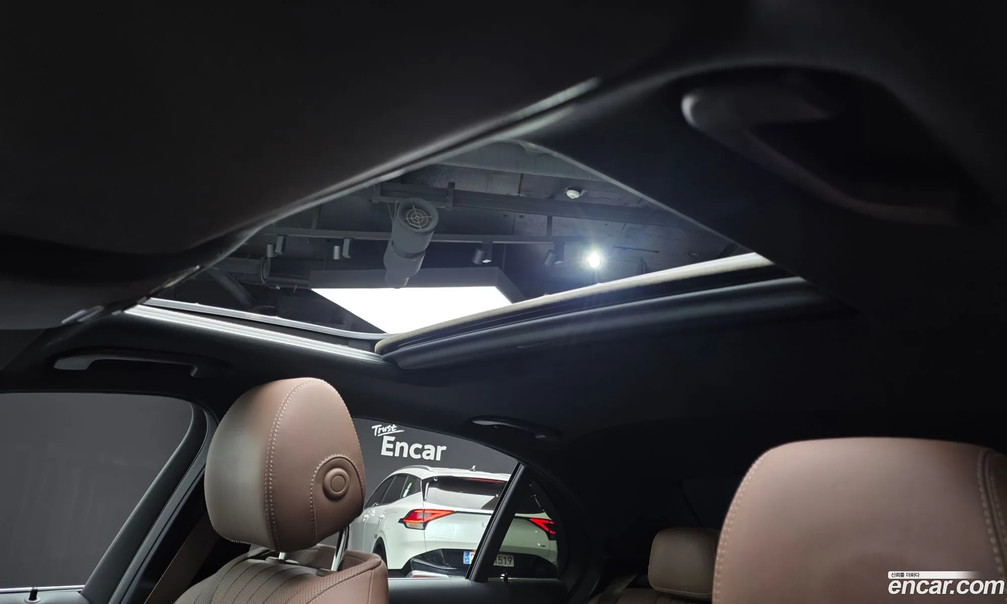 Mercedes-Benz E-Class W213 2022 — 29