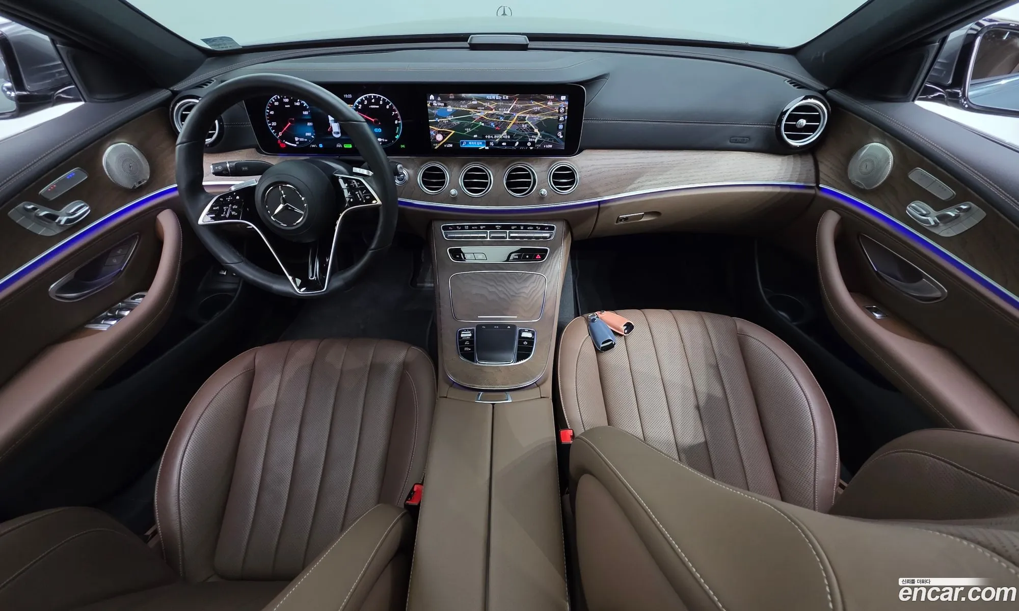 Mercedes-Benz E-Class W213 2022 — 18