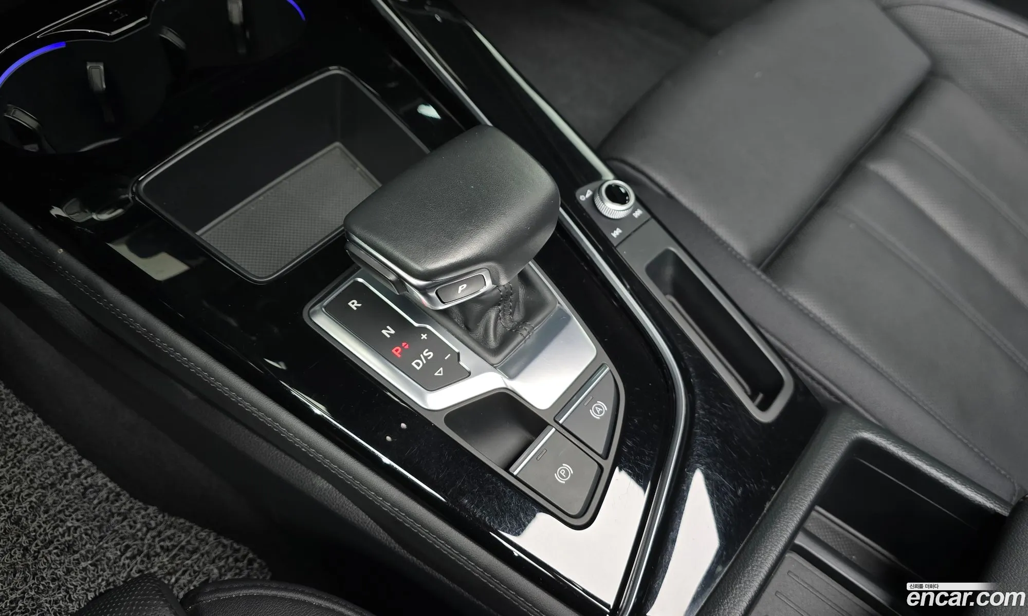 Audi A4 2021 WAUZZZF43MN006358 — 19