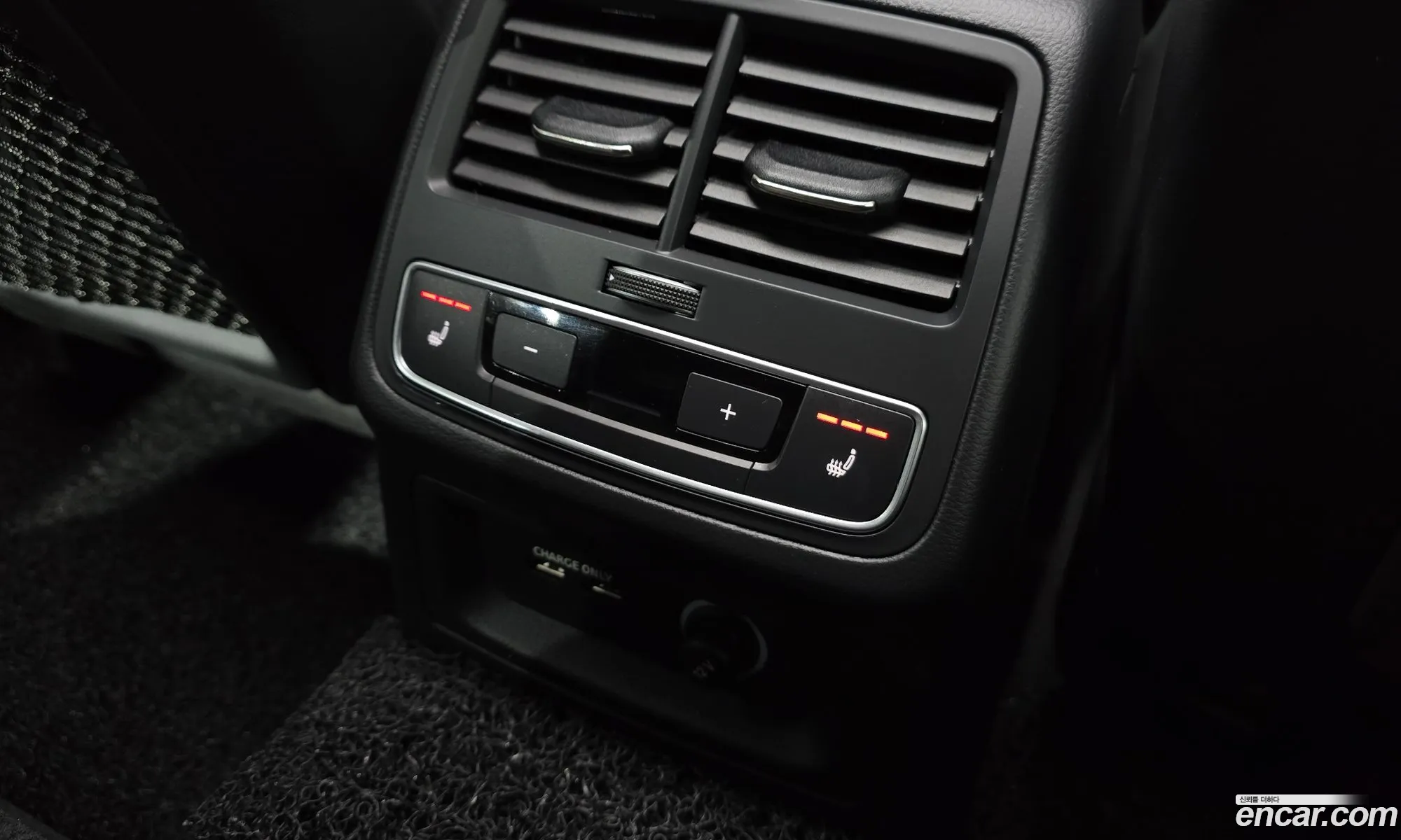 Audi A4 2021 WAUZZZF43MN006358 — 5