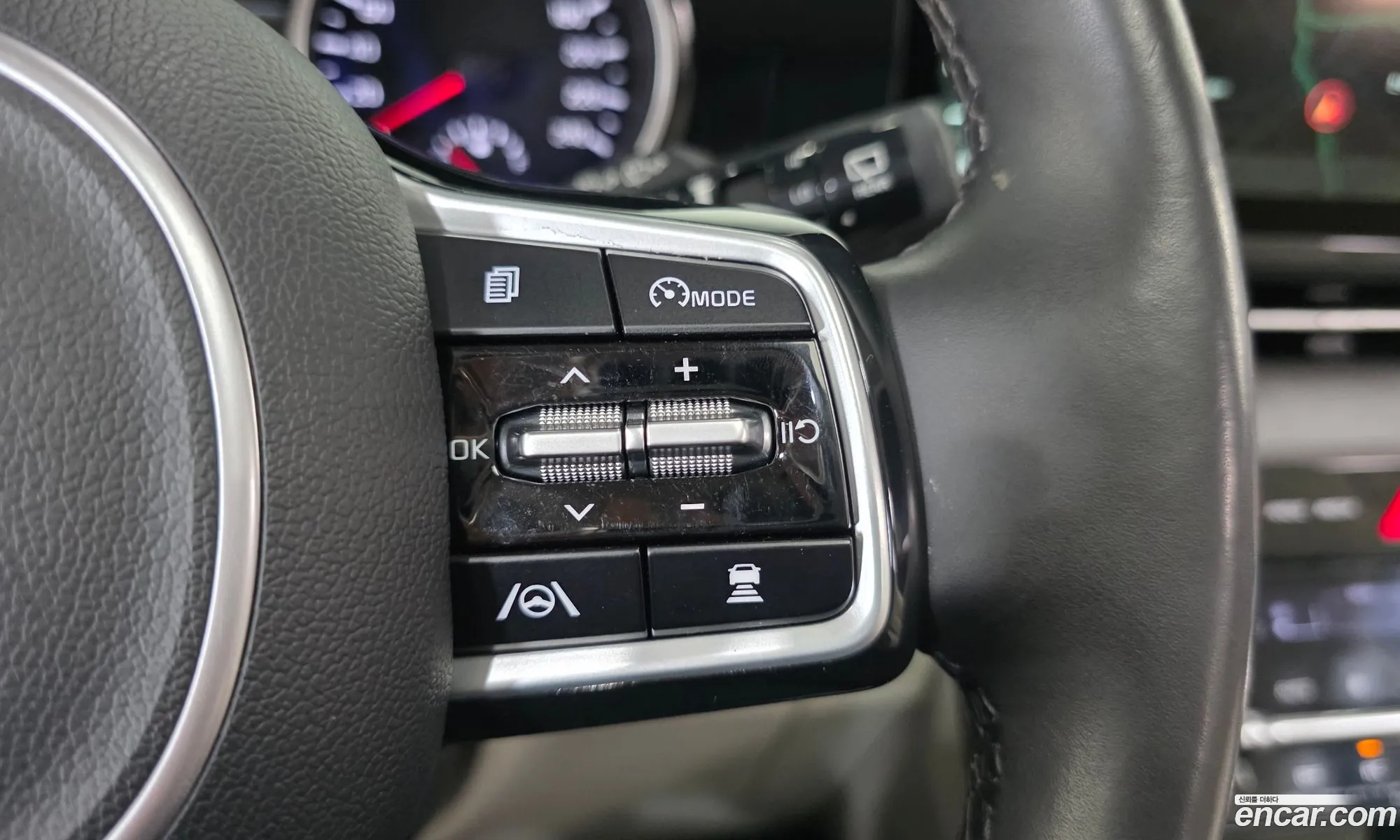 Kia Carnival 2021 — 31
