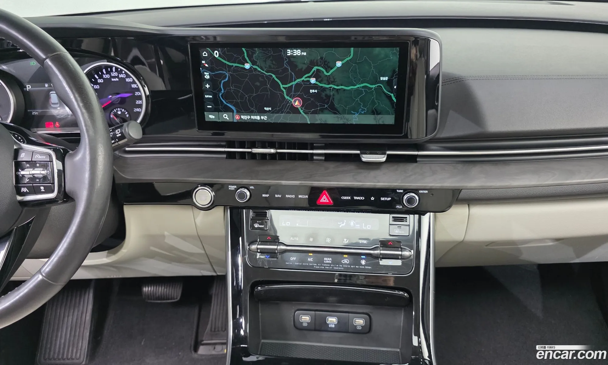 Kia Carnival 2021 — 16