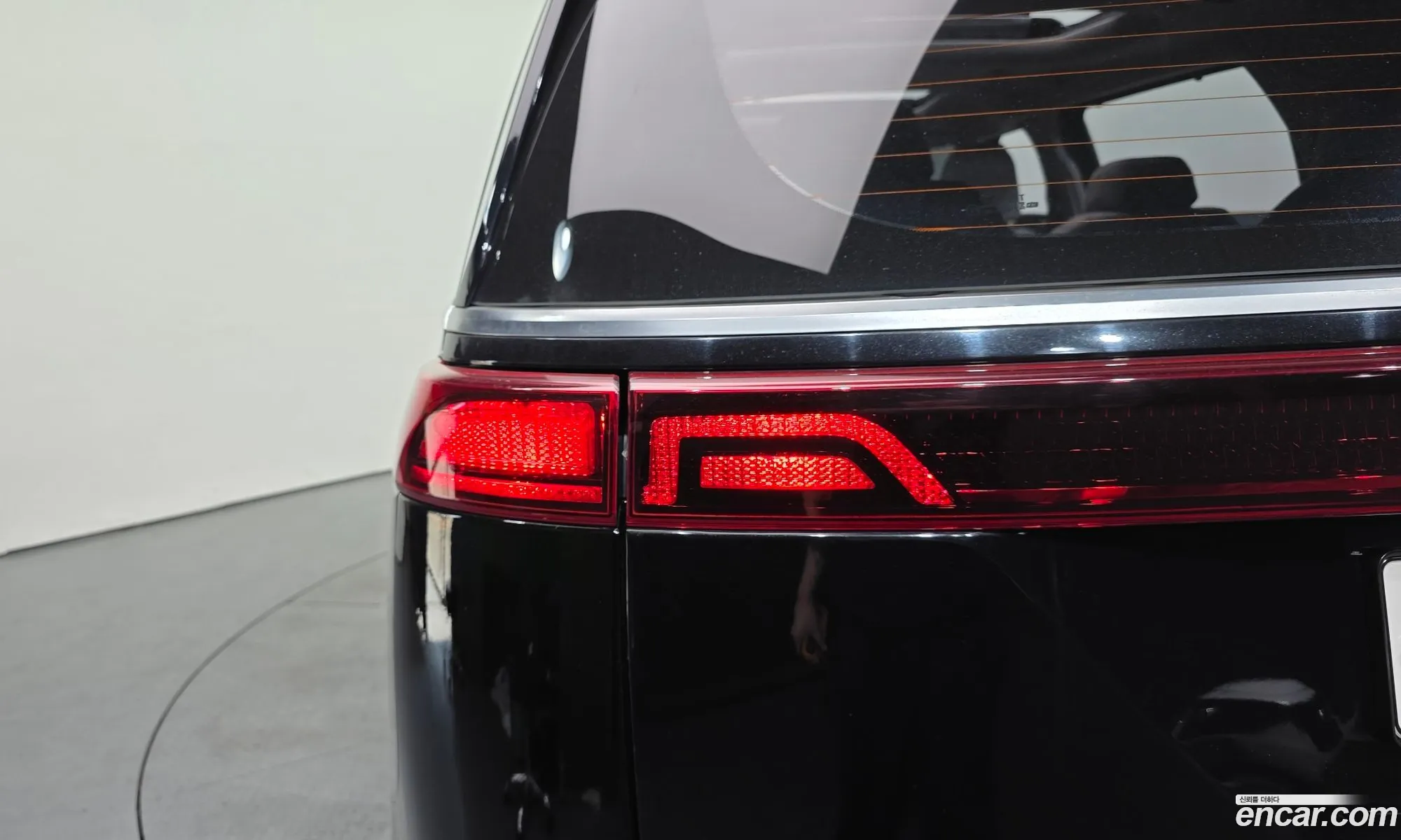 Kia Carnival 2021 — 21