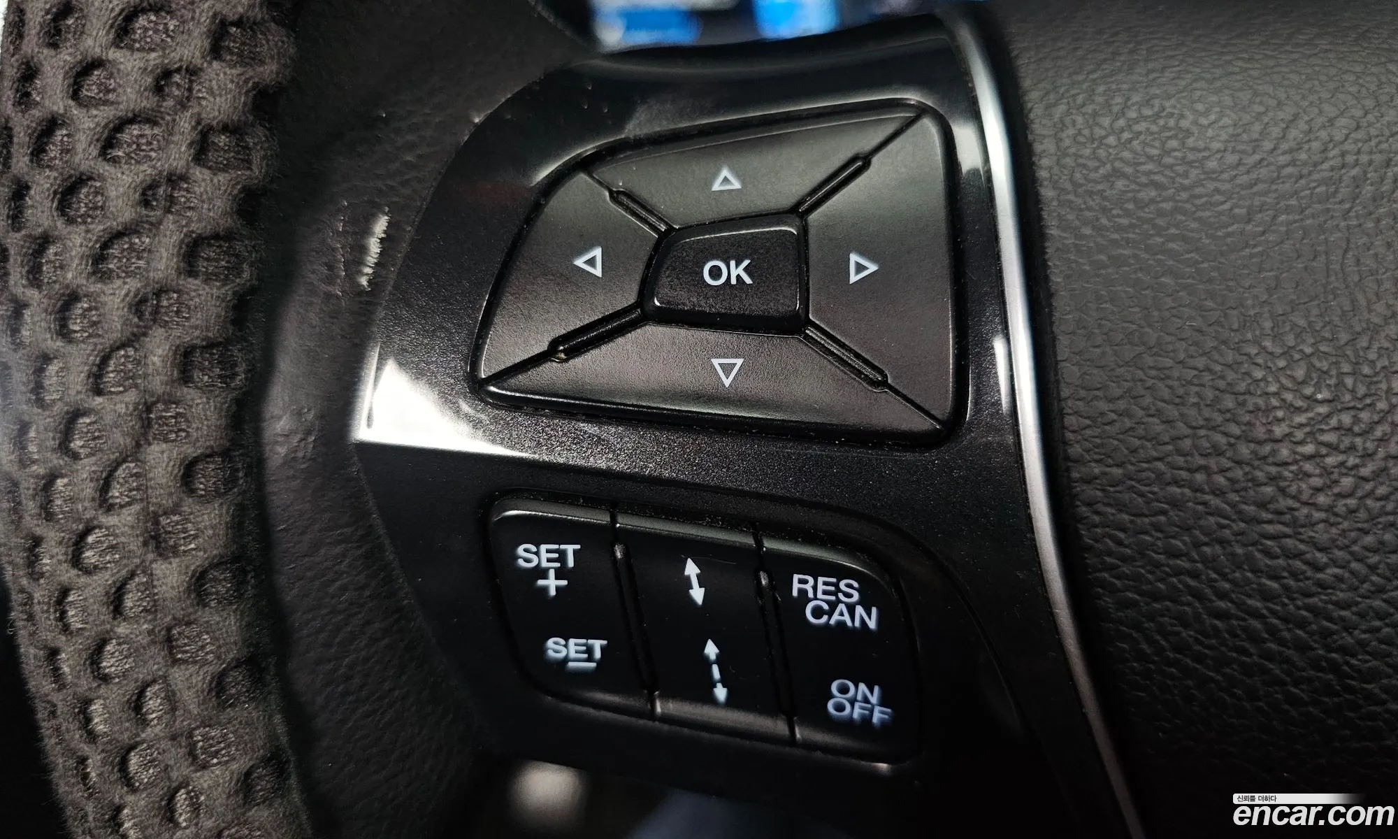 Ford Explorer 2017 1FM5K8FH3HGC71502 — 31