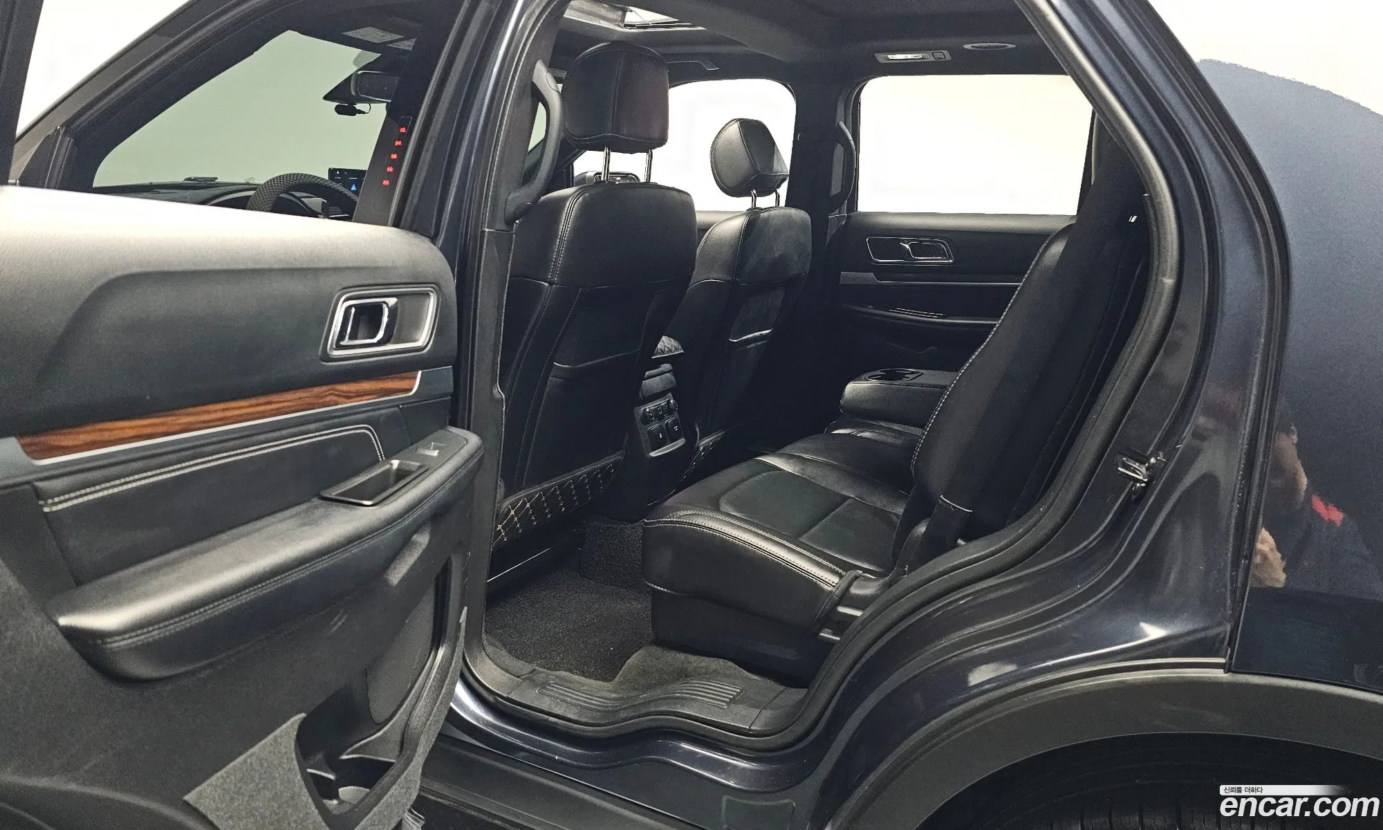 Ford Explorer 2017 1FM5K8FH3HGC71502 — 21