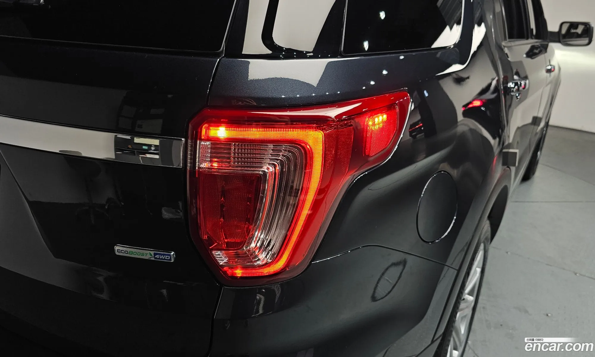 Ford Explorer 2017 1FM5K8FH3HGC71502 — 32