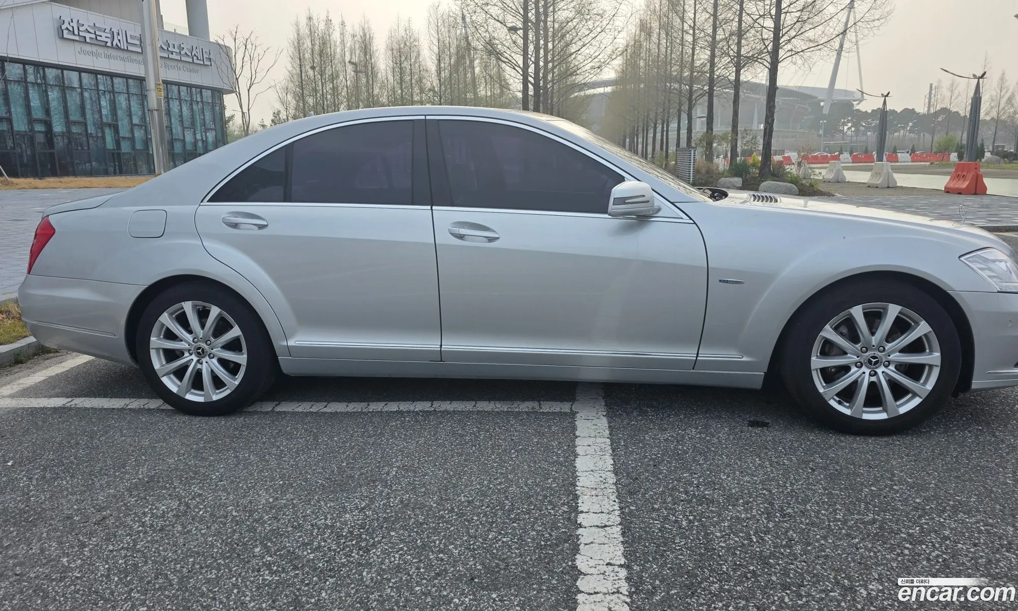 Mercedes-Benz S-Class W221 2012 — 14
