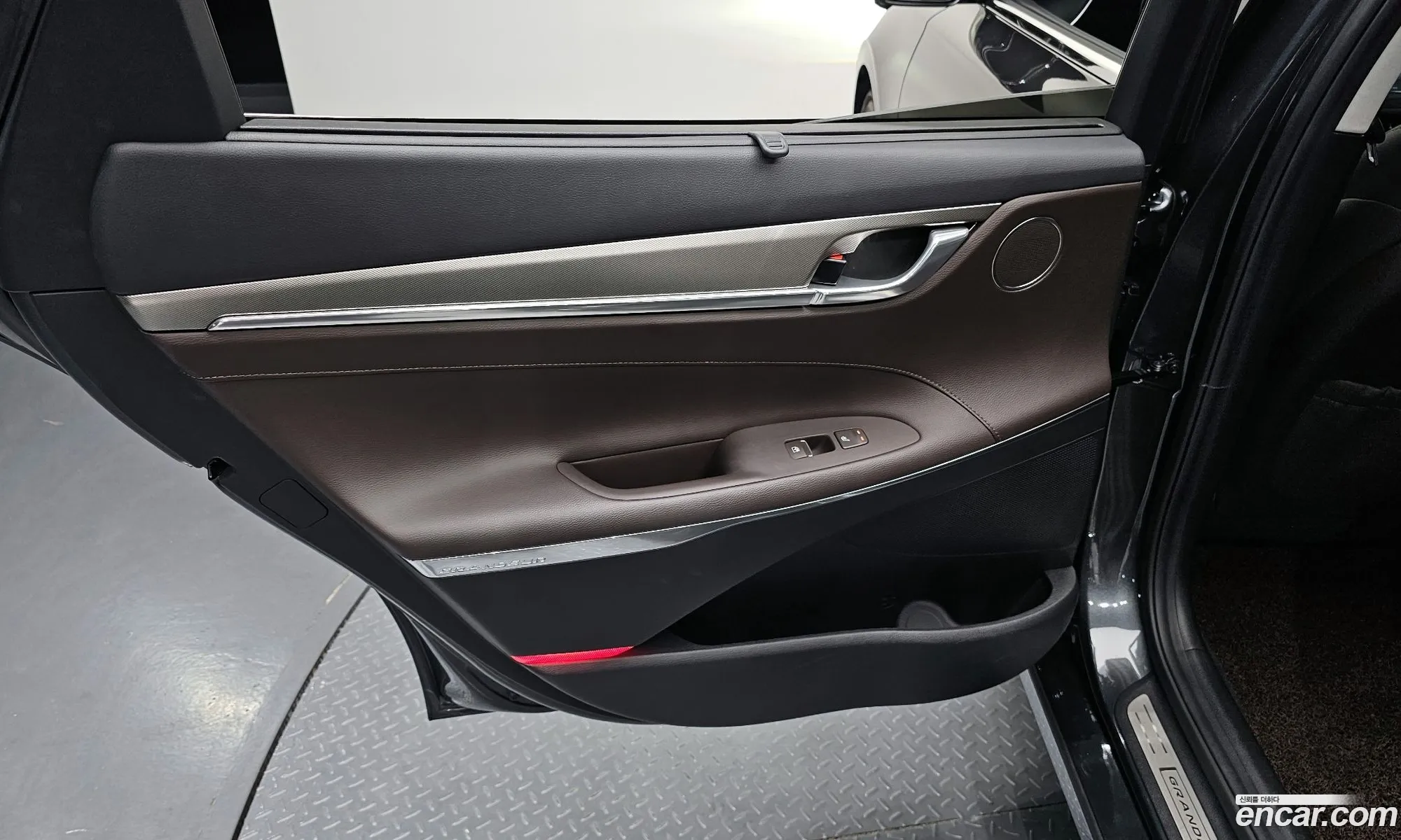 Hyundai Grandeur IG 2021 — 27