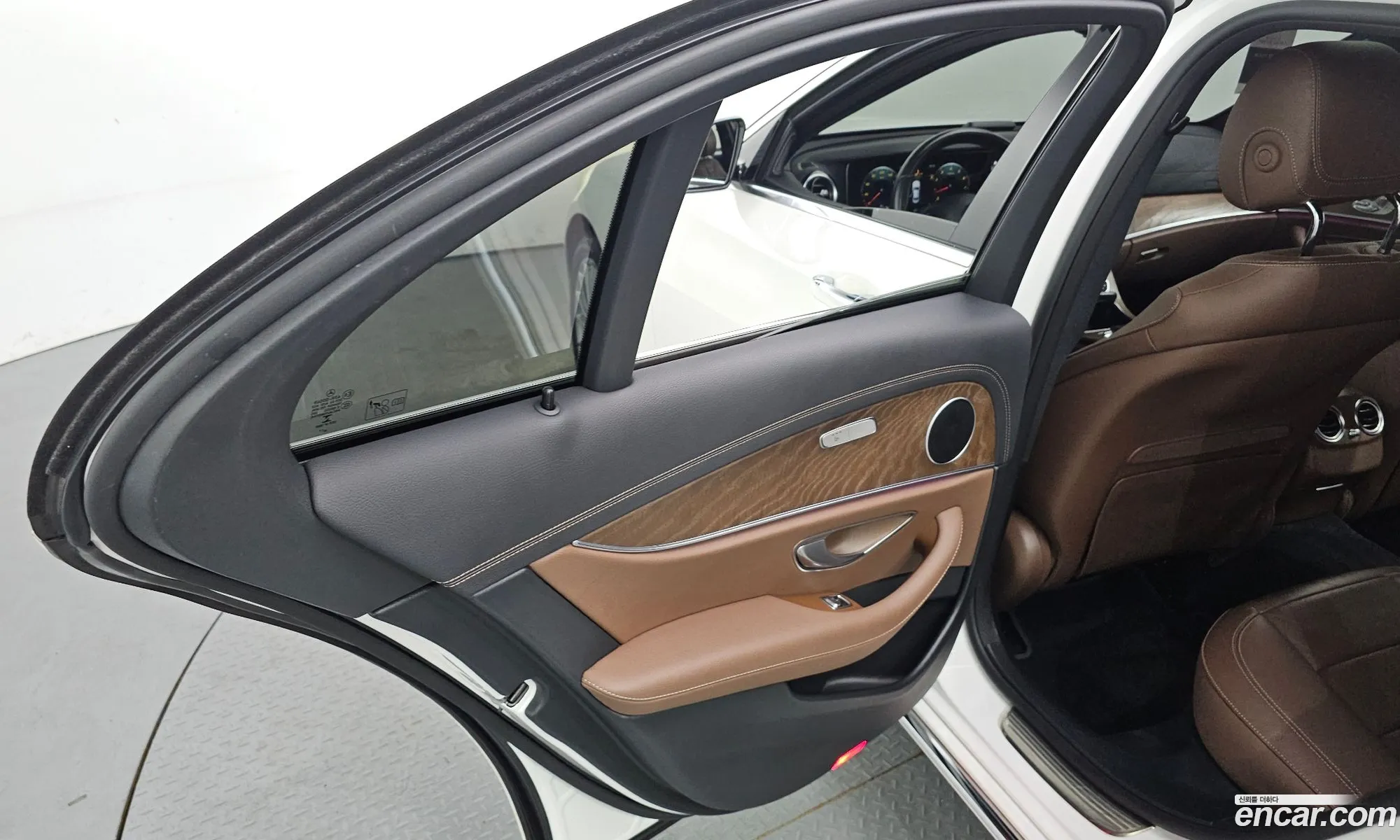 Mercedes-Benz E-Class W213 2021 W1KZF4FB8MA936430 — 9