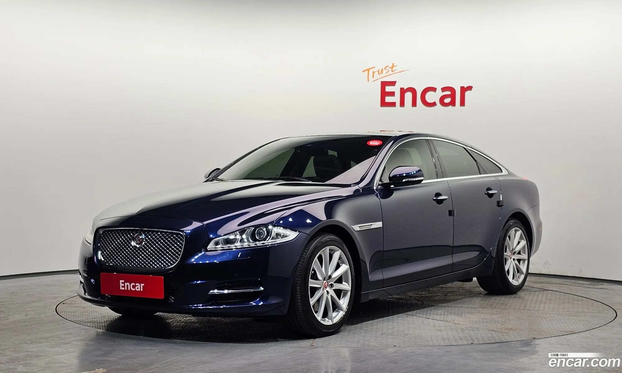 Jaguar XJ 2015 SAJAA1222FNV78460 — 17