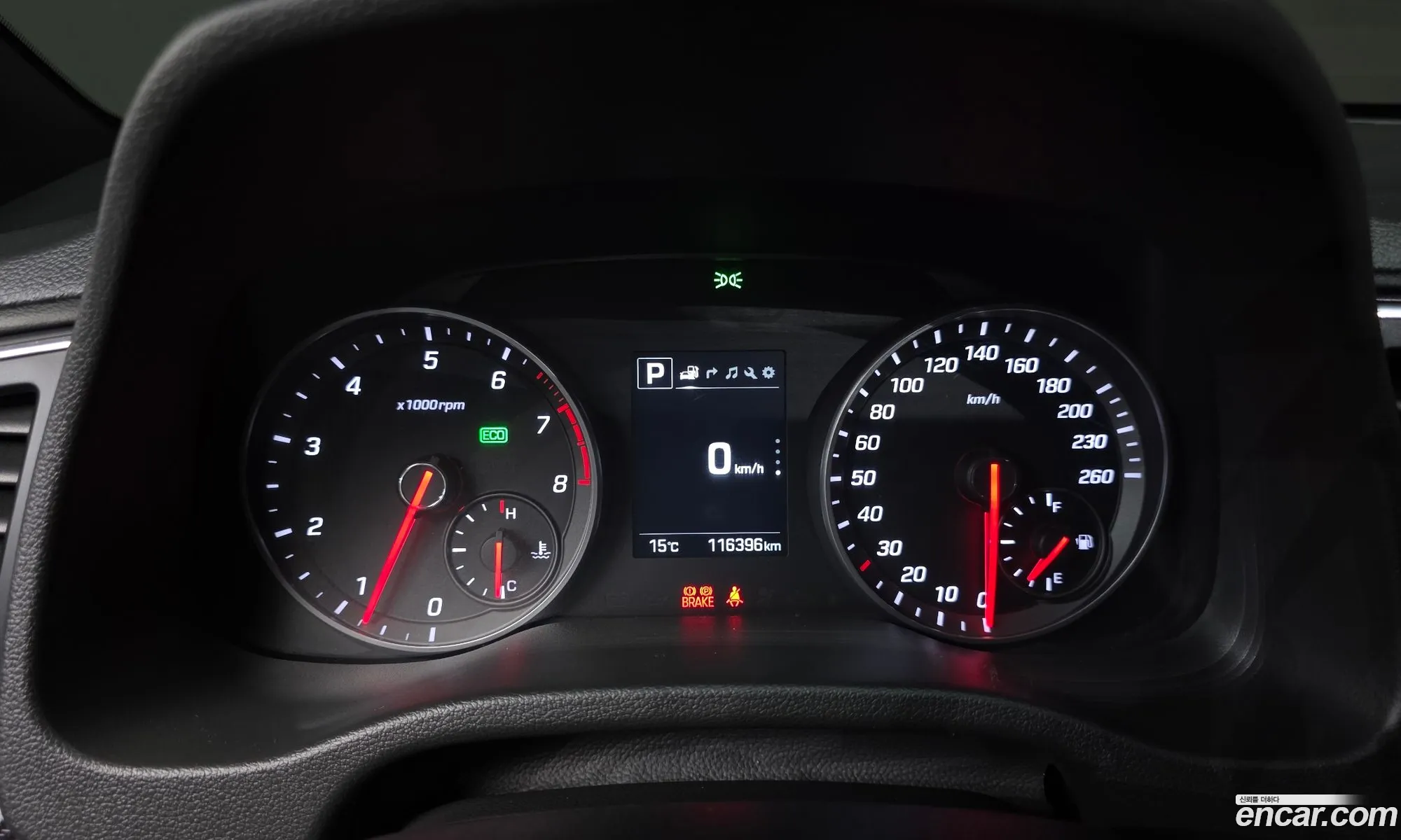 Hyundai Elantra AD 2017 — 30