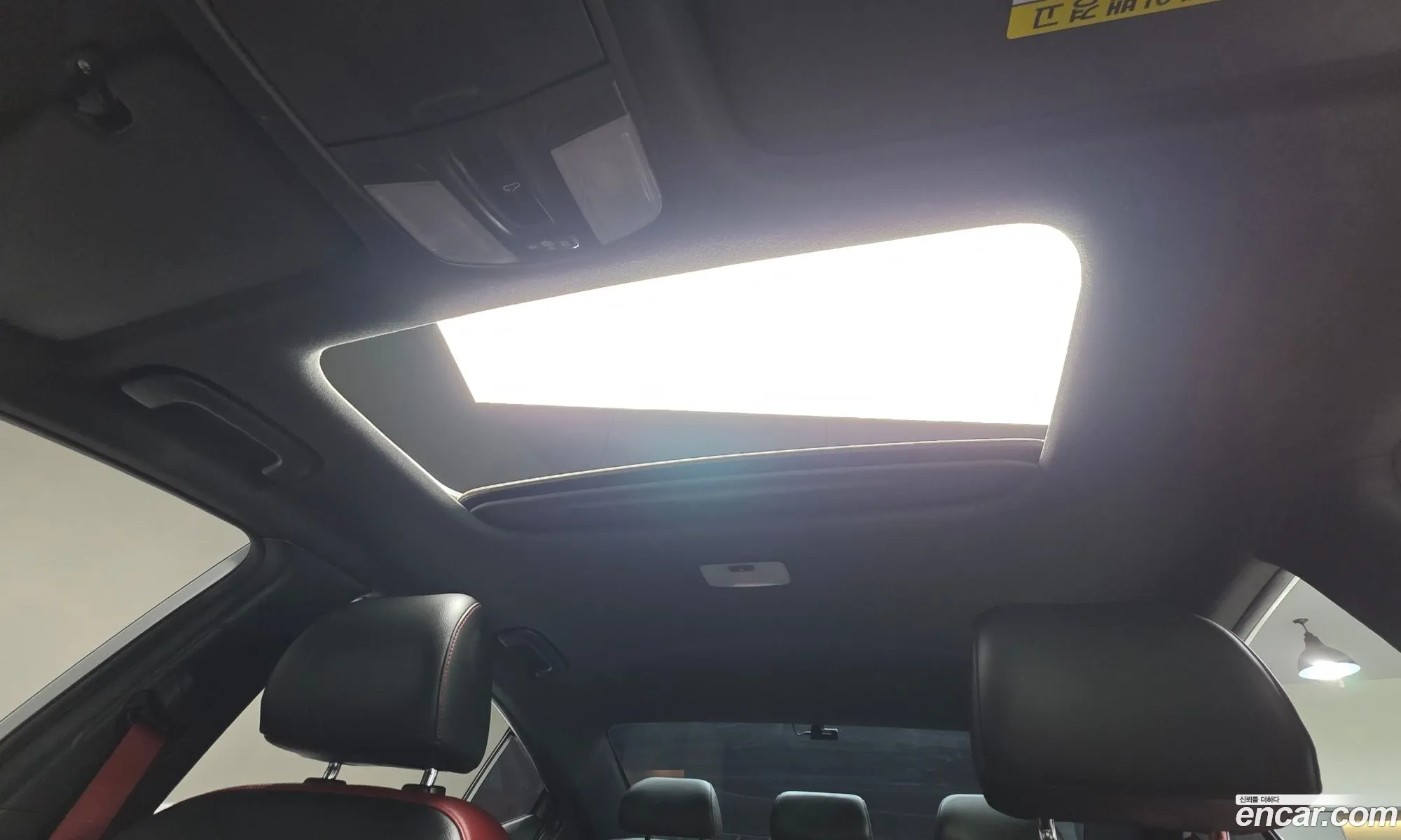 Hyundai Elantra AD 2017 — 24