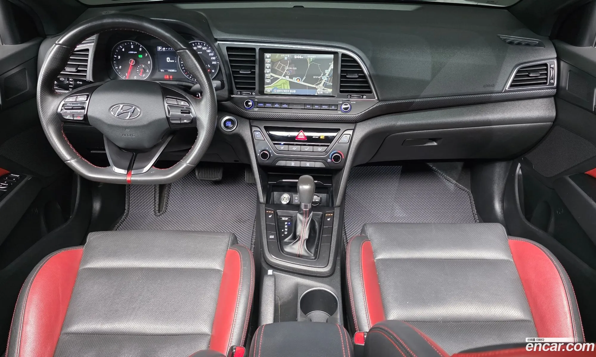 Hyundai Elantra AD 2017 — 25