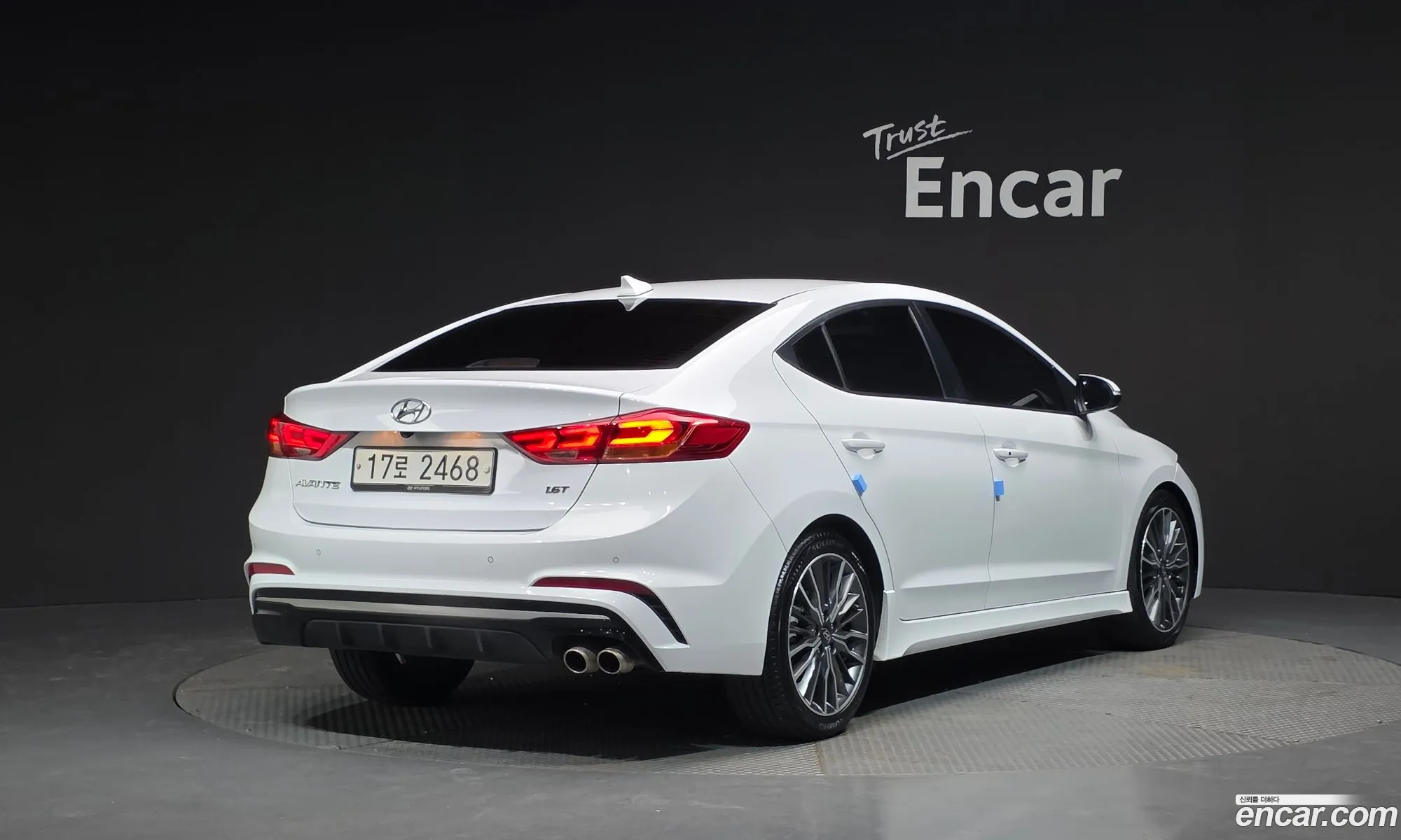 Hyundai Elantra AD 2017 — 5