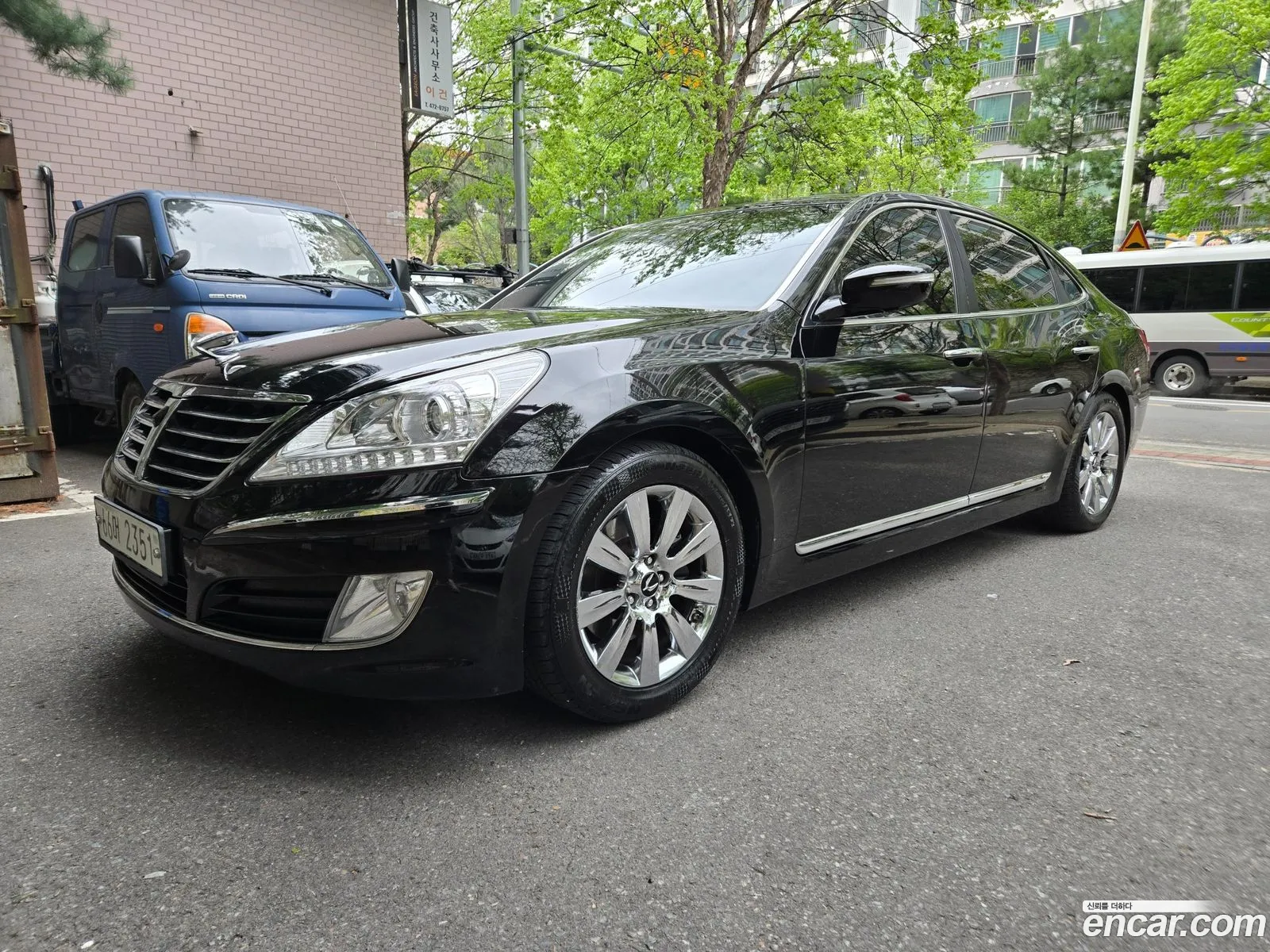 Hyundai Equus 2010 — 14