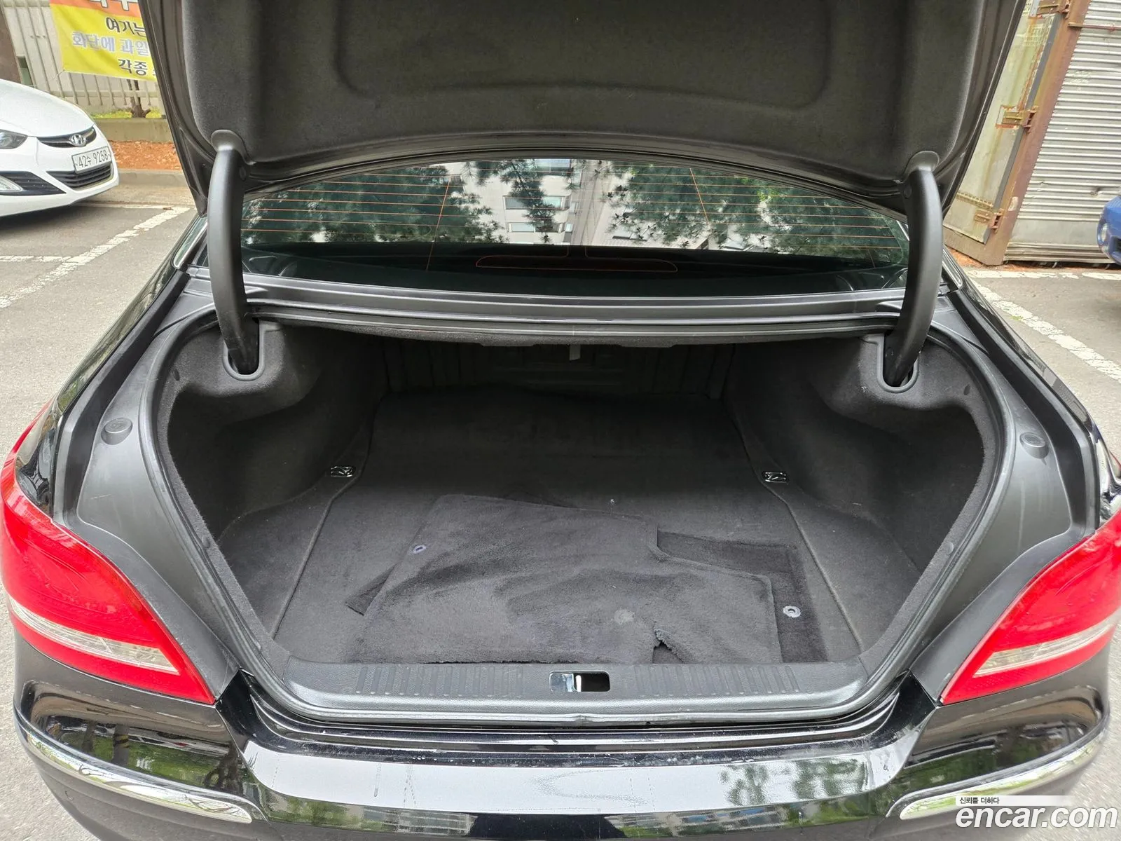 Hyundai Equus 2010 — 18