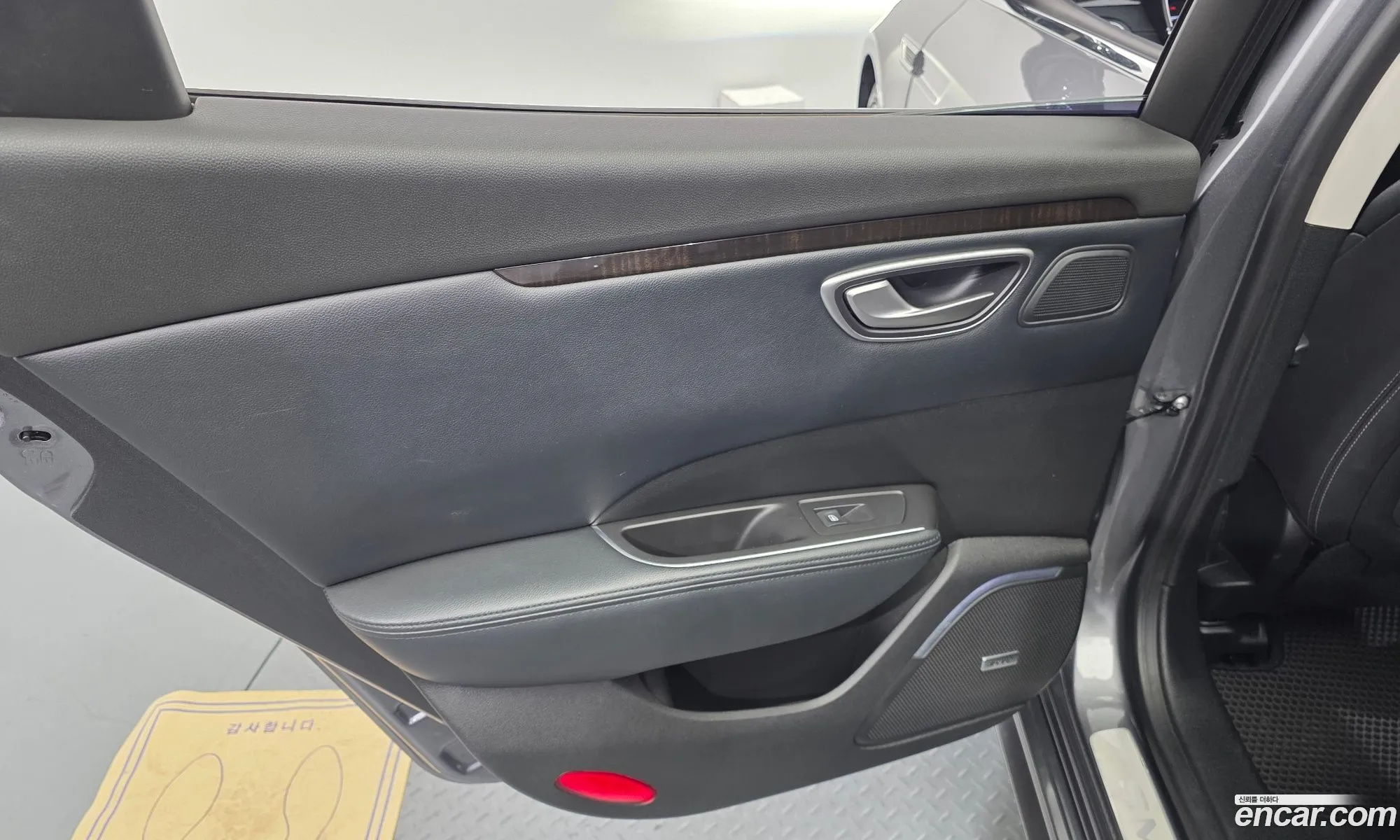 Renault Korea (Samsung) SM6 2016 — 10