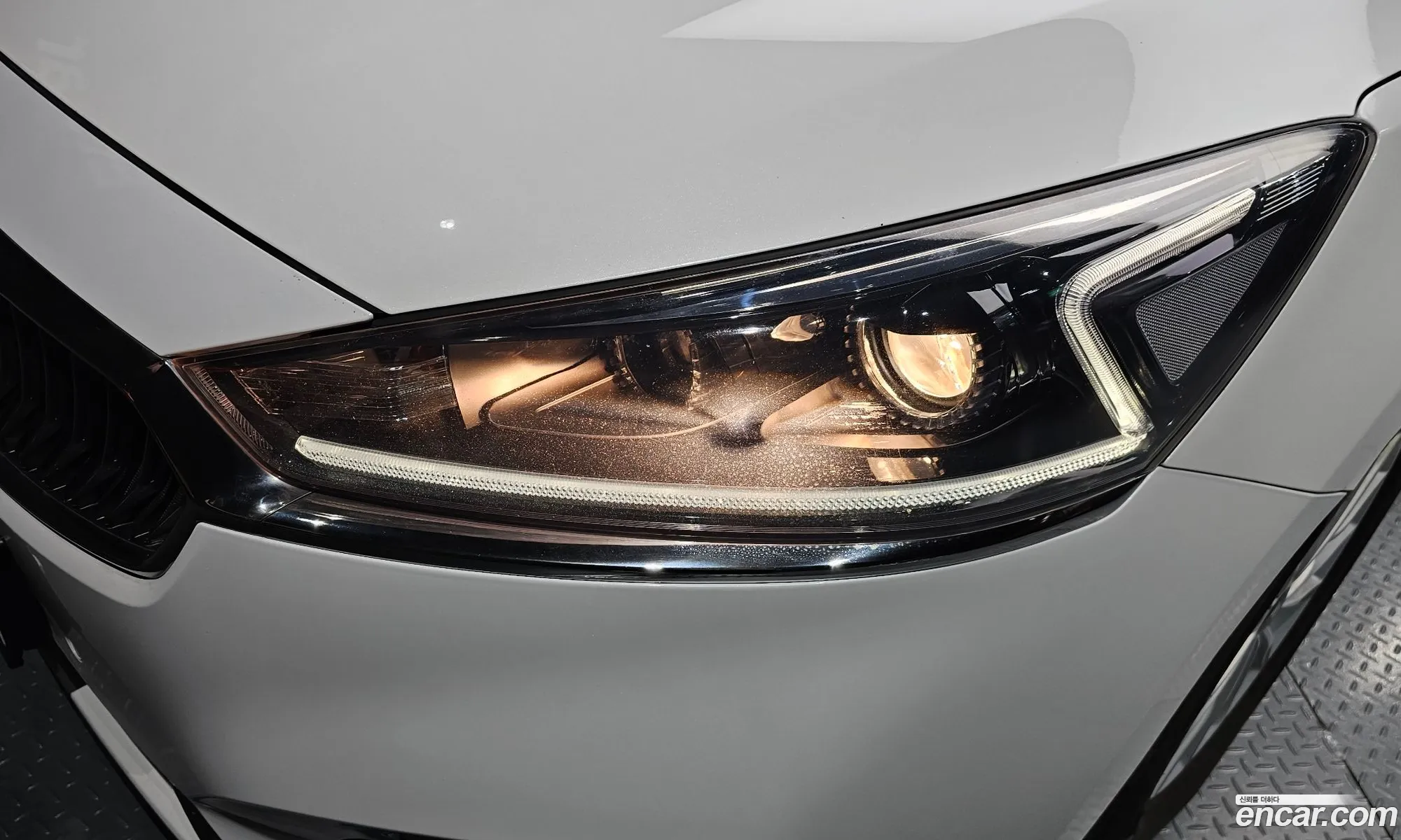 Kia K7 2019 — 19