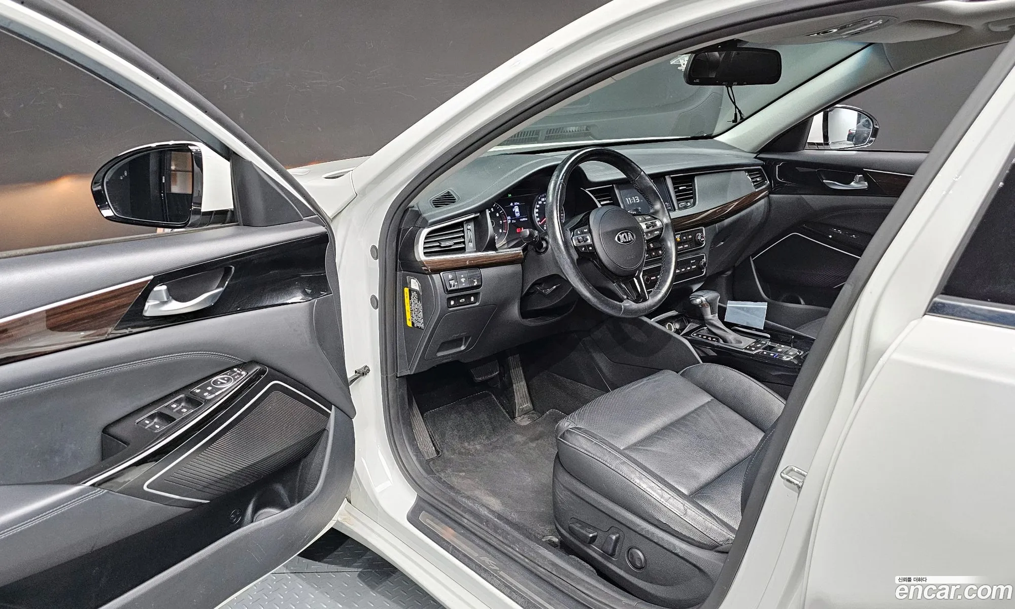 Kia K7 2019 — 22