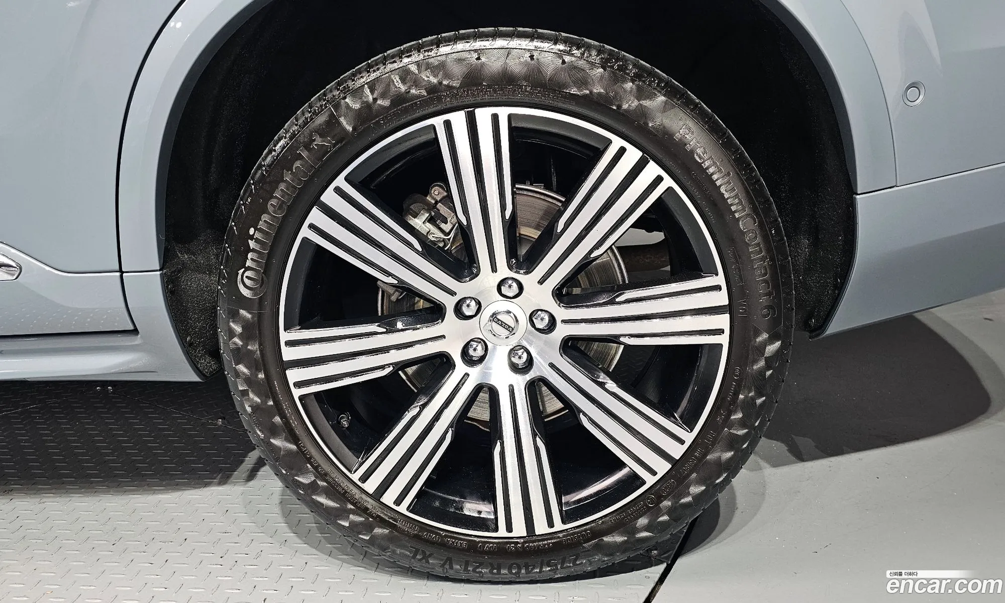 Volvo XC90 2021 YV1LF062CM1725304 — 24