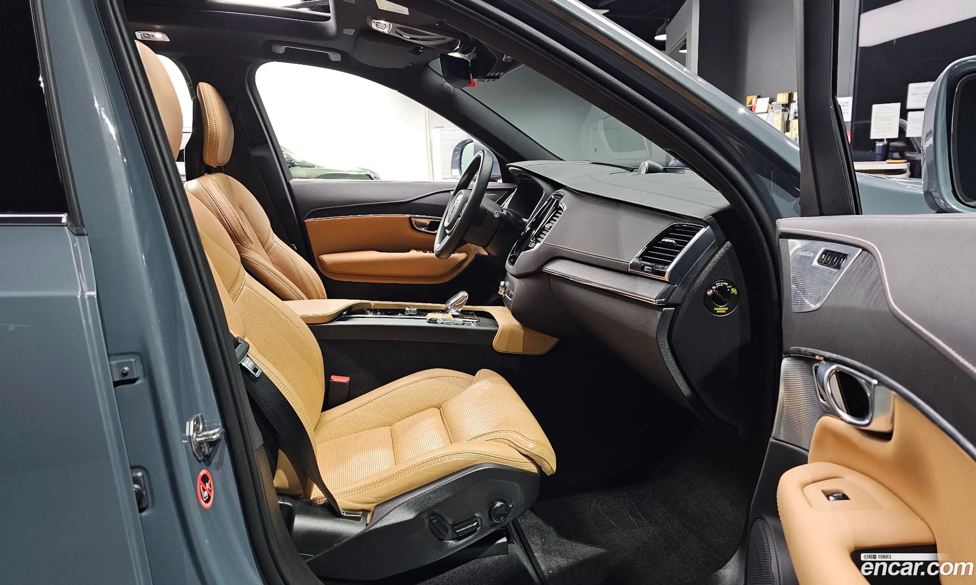 Volvo XC90 2021 YV1LF062CM1725304 — 16