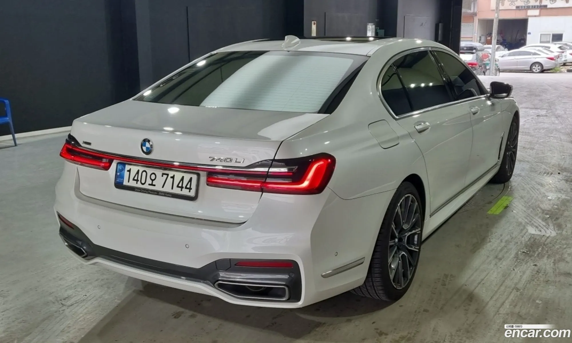 BMW 7 Series 2021 — 10