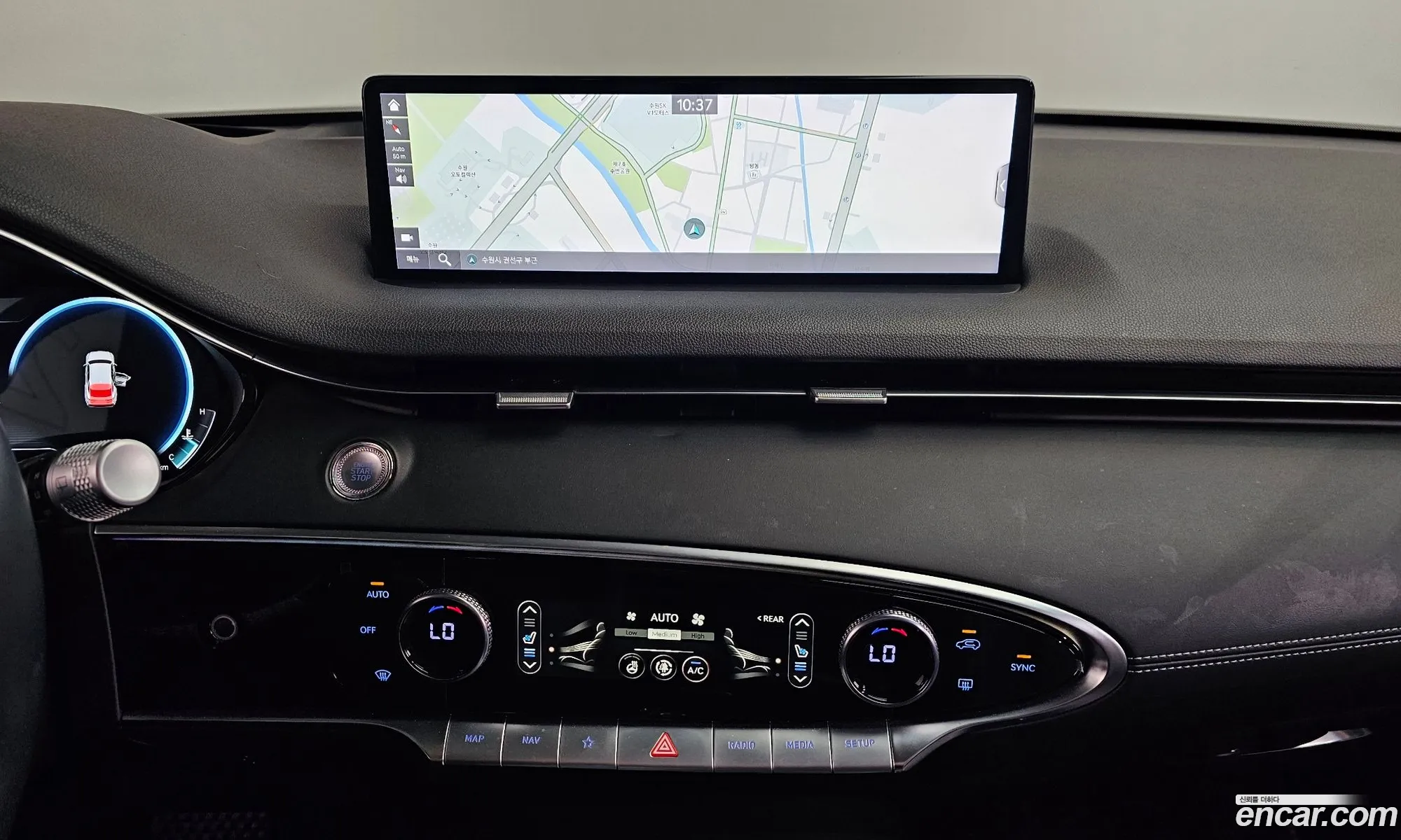 Genesis GV70 2021 — 20