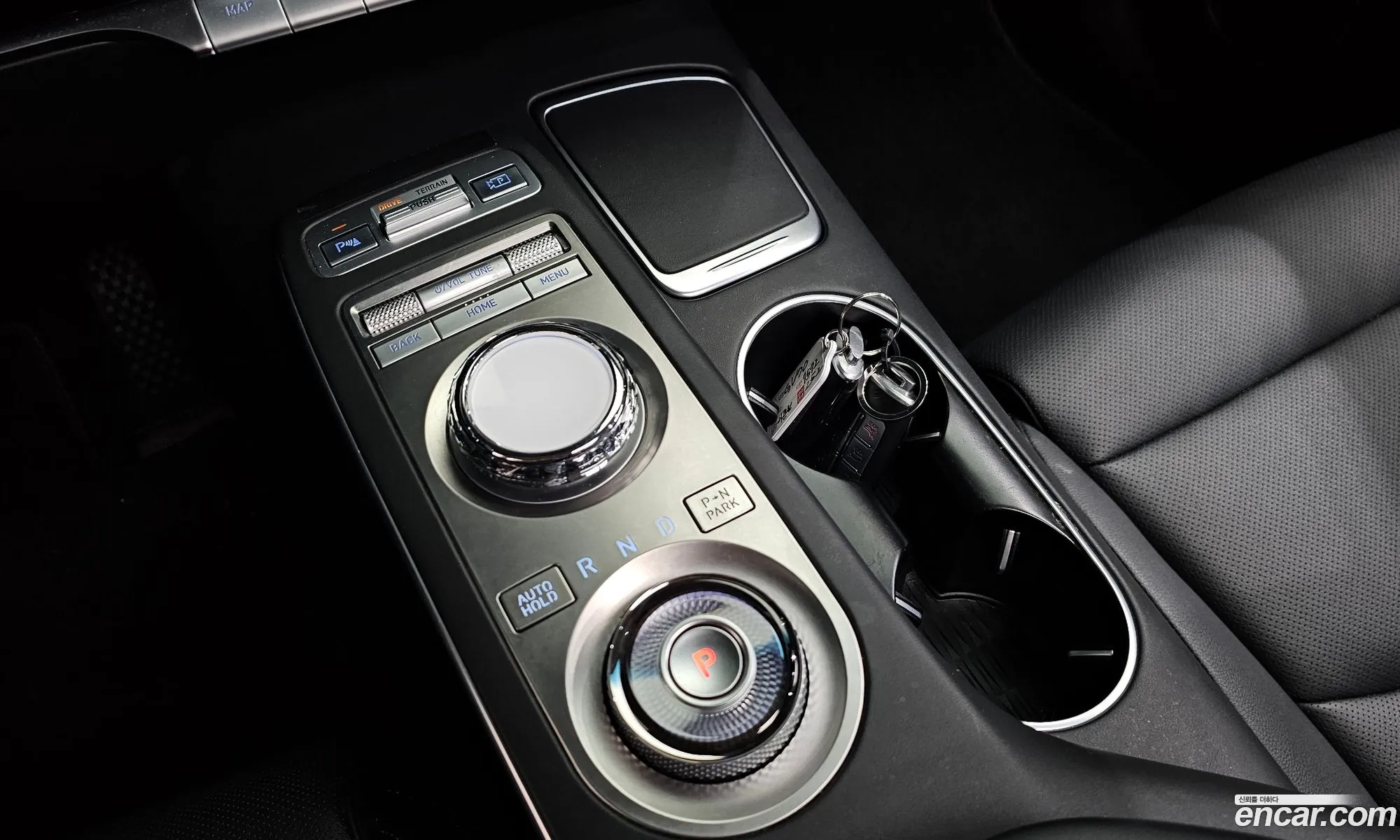 Genesis GV70 2021 — 4