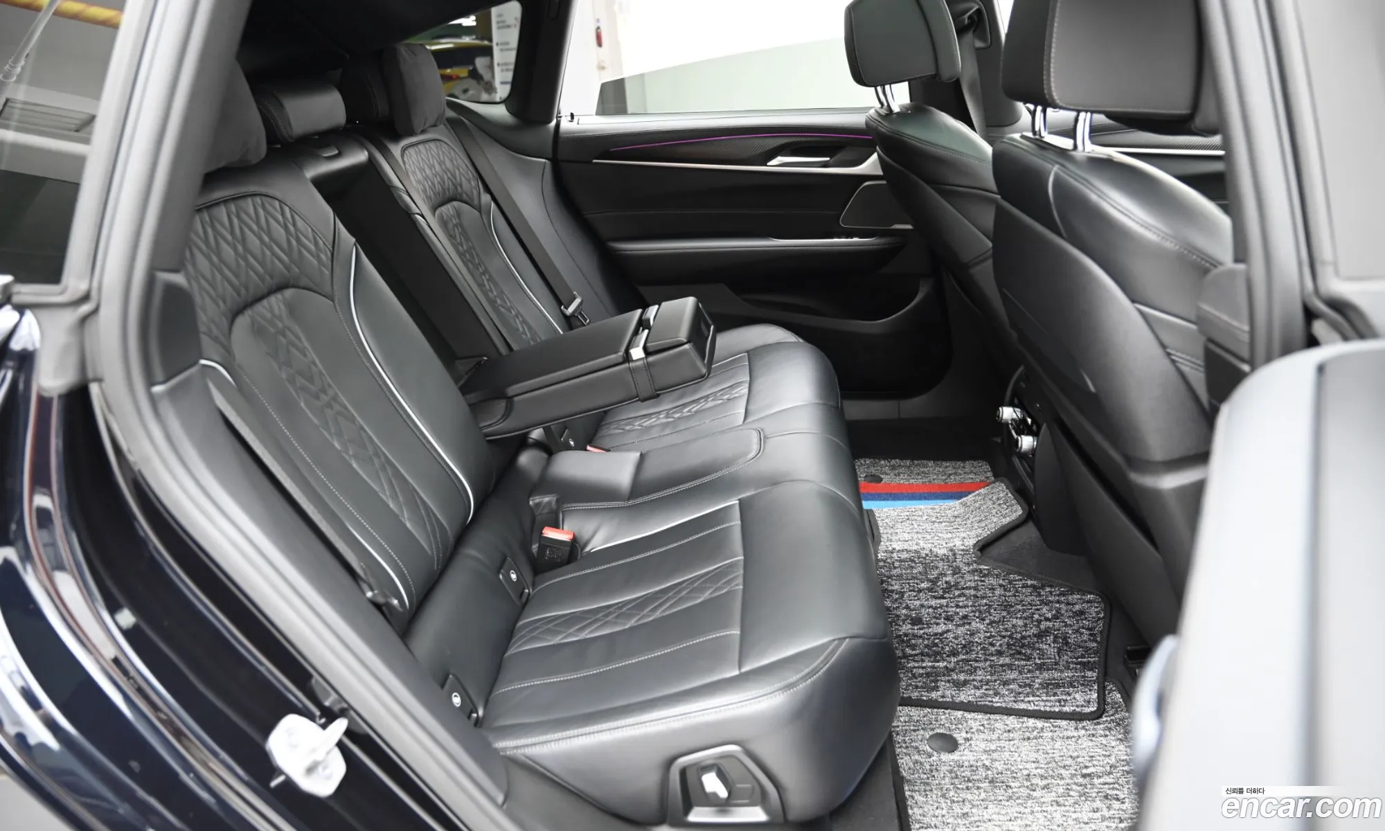 BMW 6 Series GT 2023 — 8