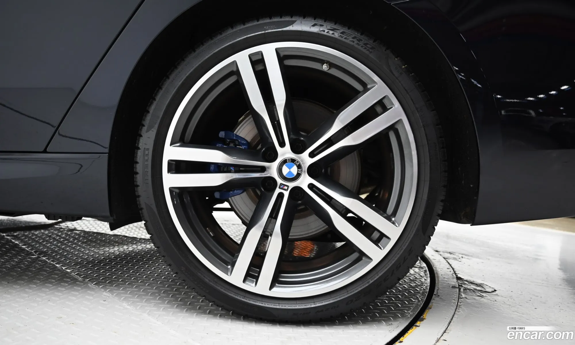 BMW 6 Series GT 2023 — 19